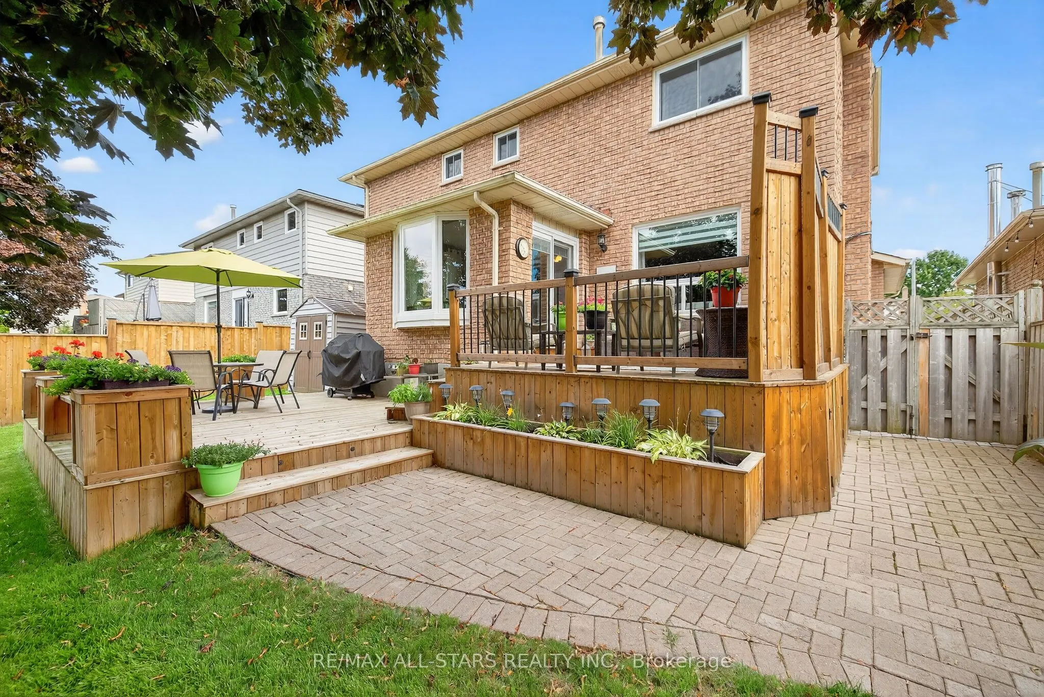 10 Castille Crescent