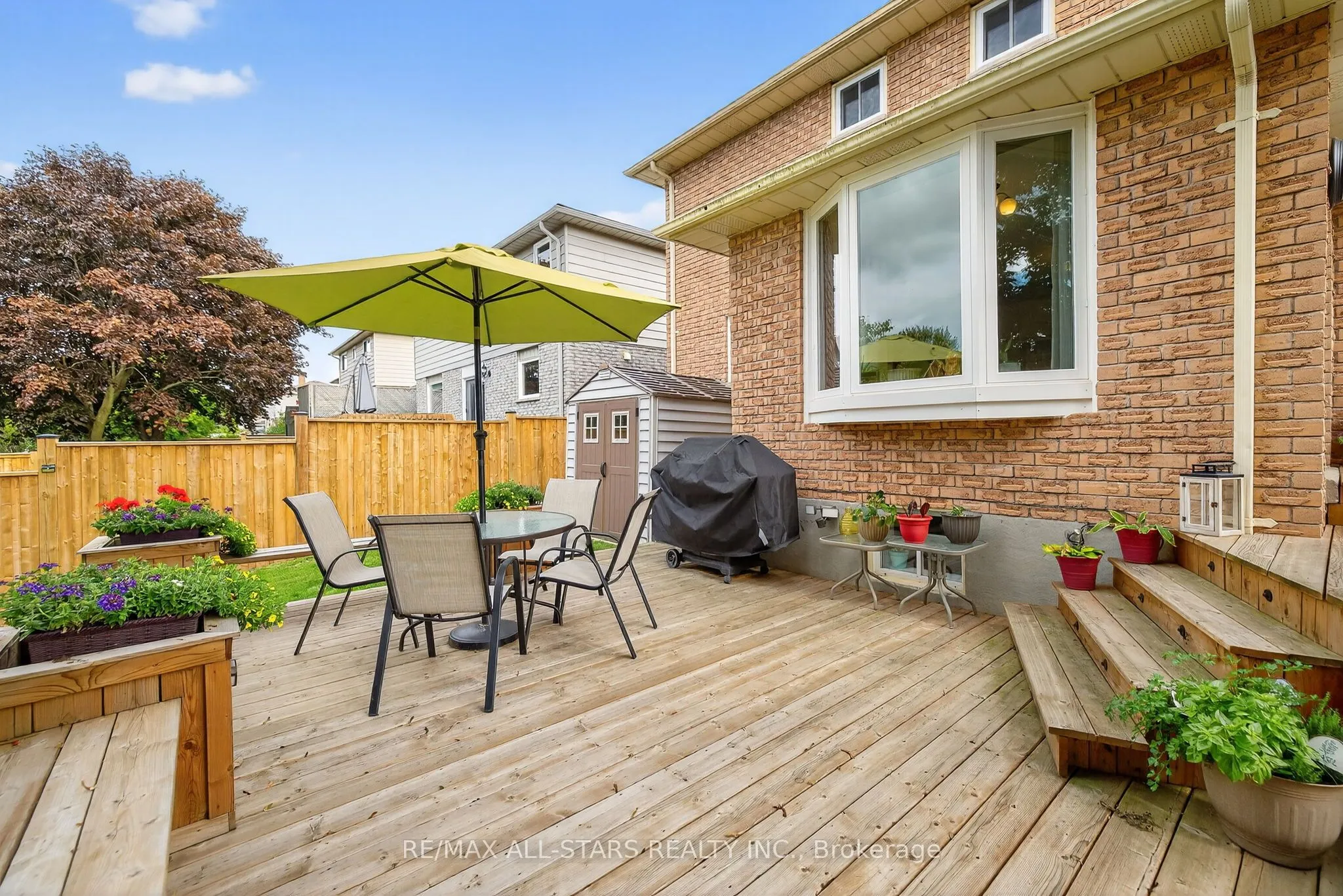 10 Castille Crescent