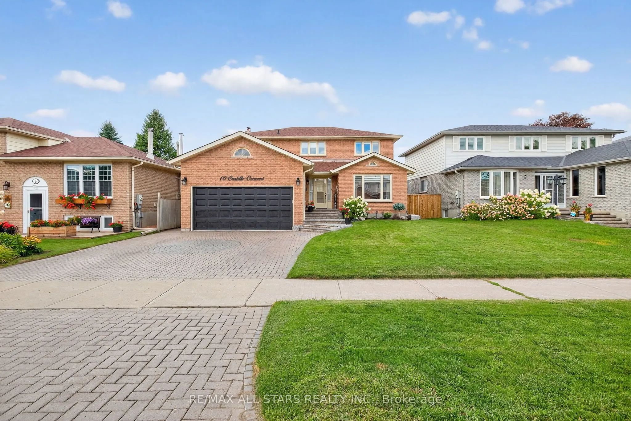 10 Castille Crescent
