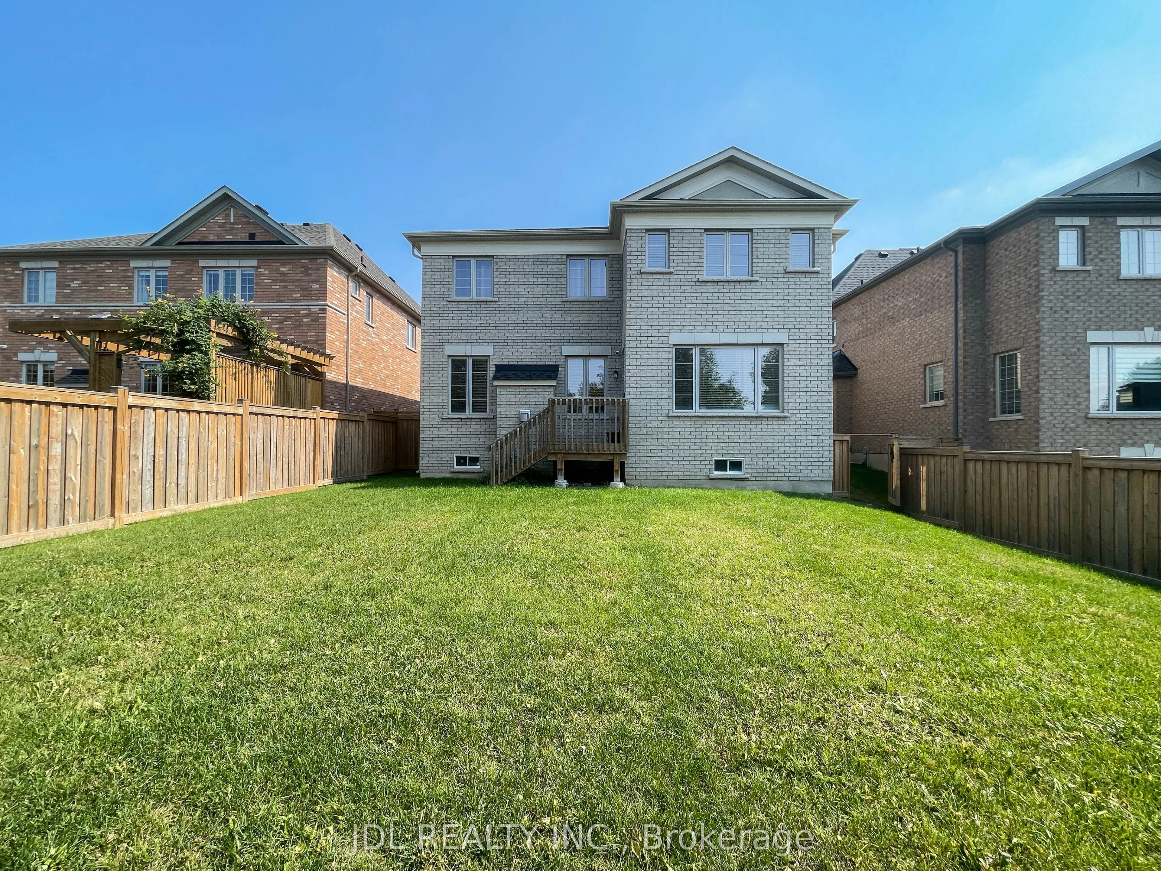 56 Alf Neely Way
