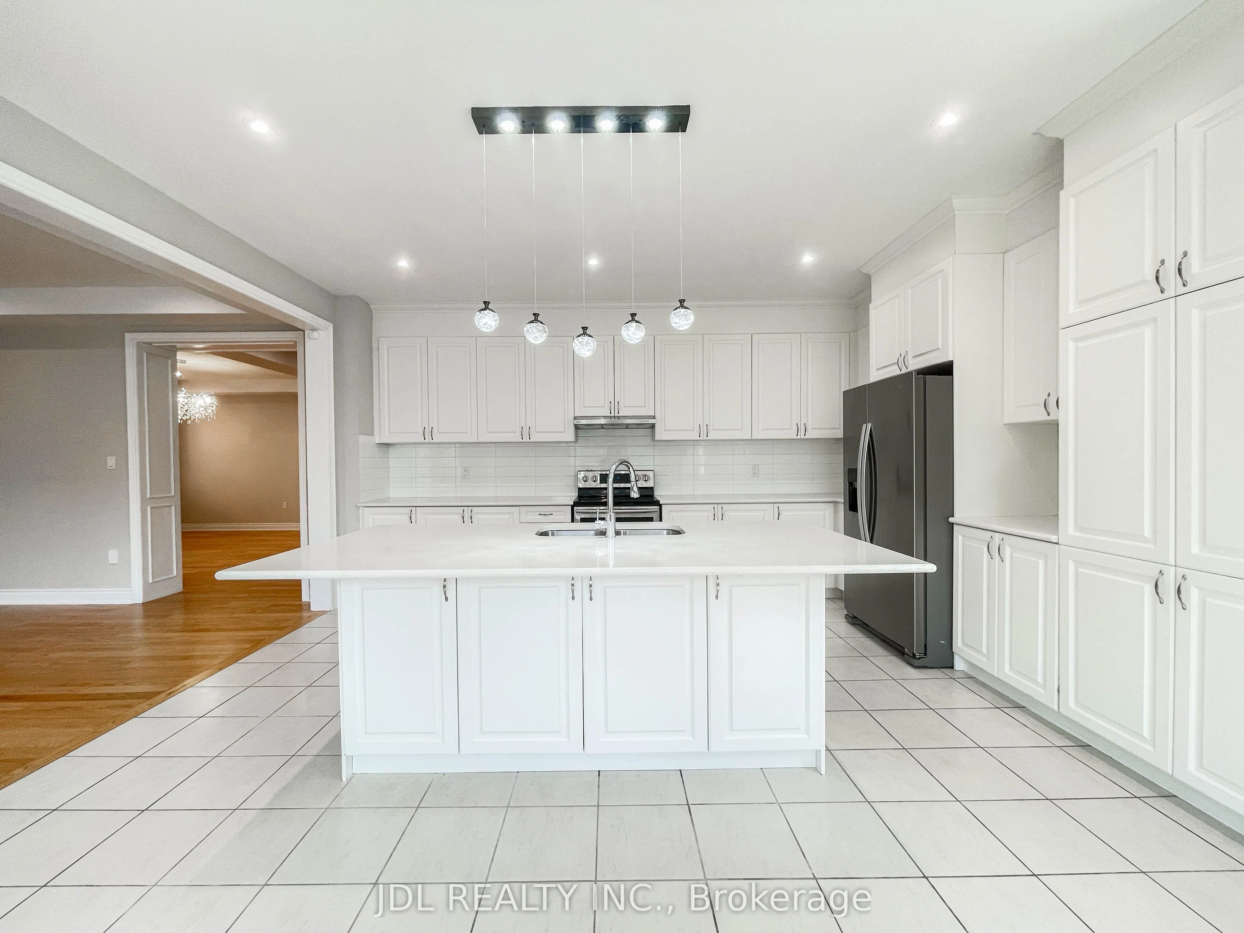 56 Alf Neely Way