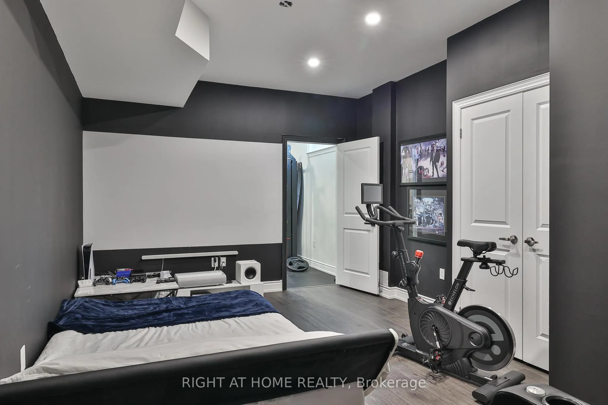 18 Gracedale Drive
