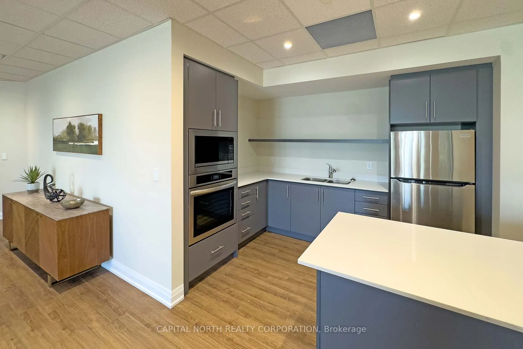 5917 Main Street, #609