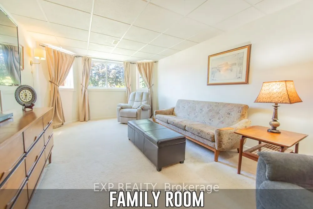 44 Compton Crescent