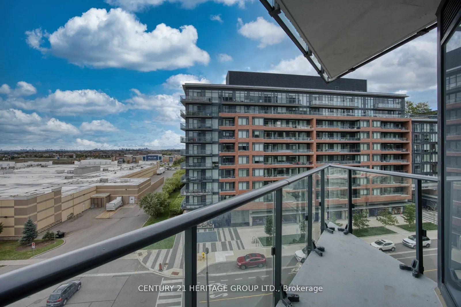 100 Eagle Rock Way N, #605