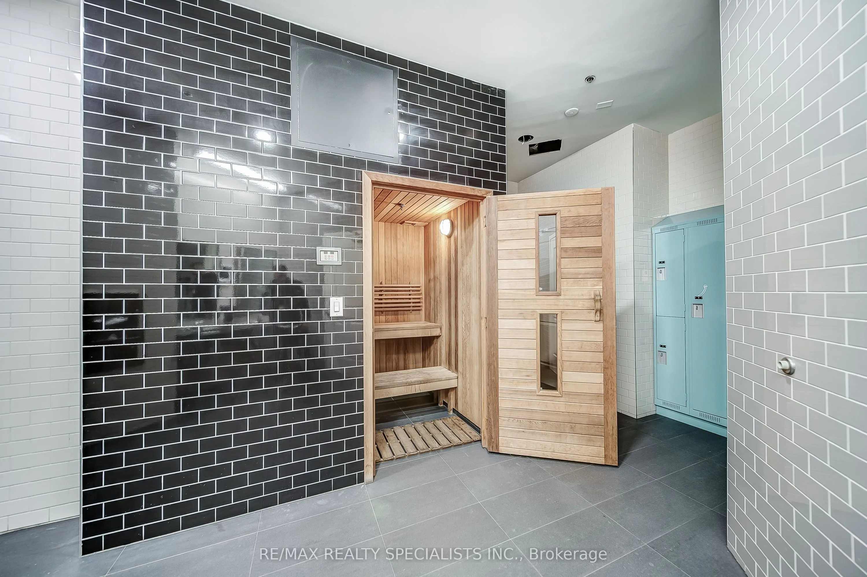 24 Woodstream Boulevard, #710