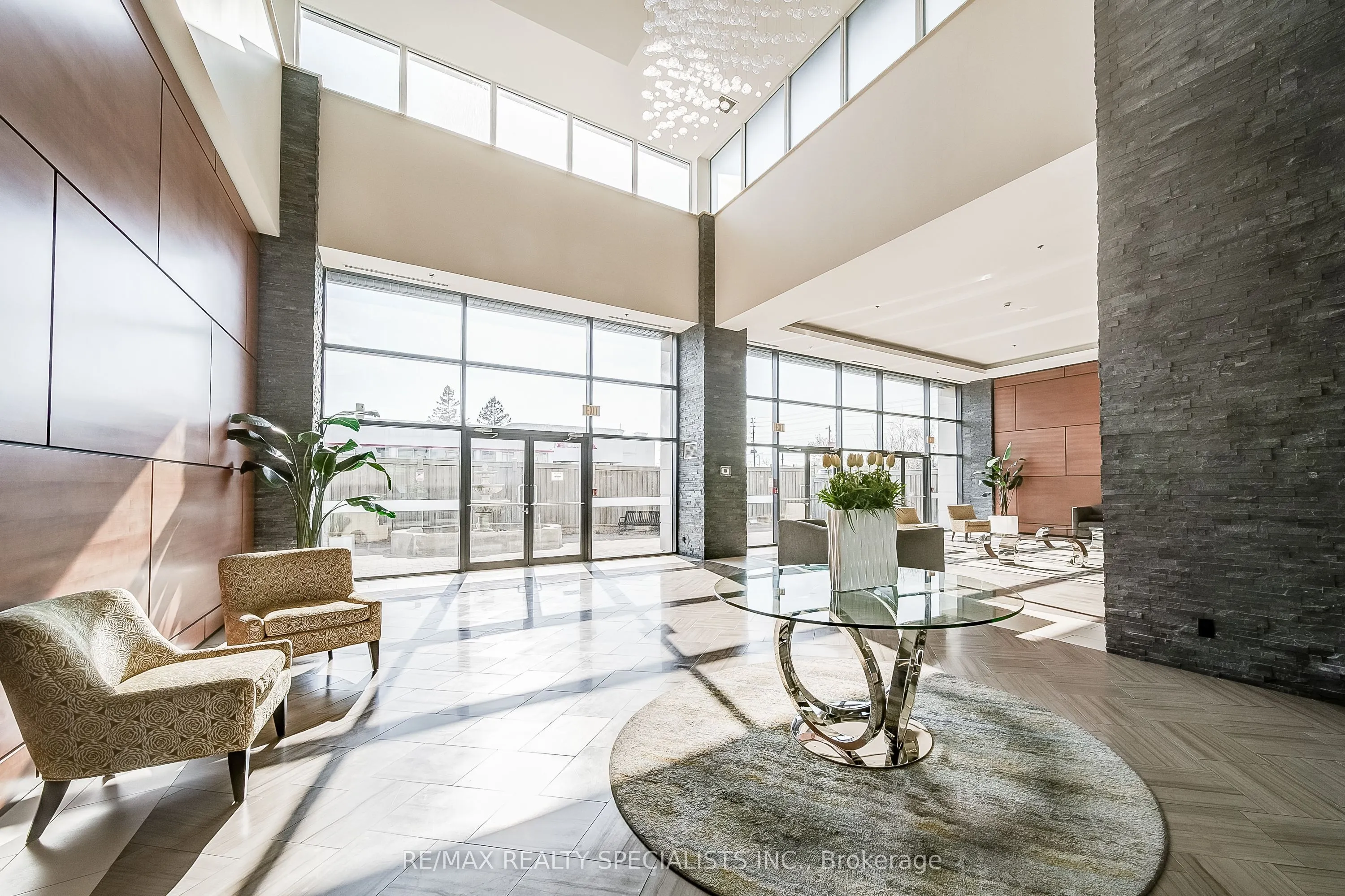 24 Woodstream Boulevard, #710