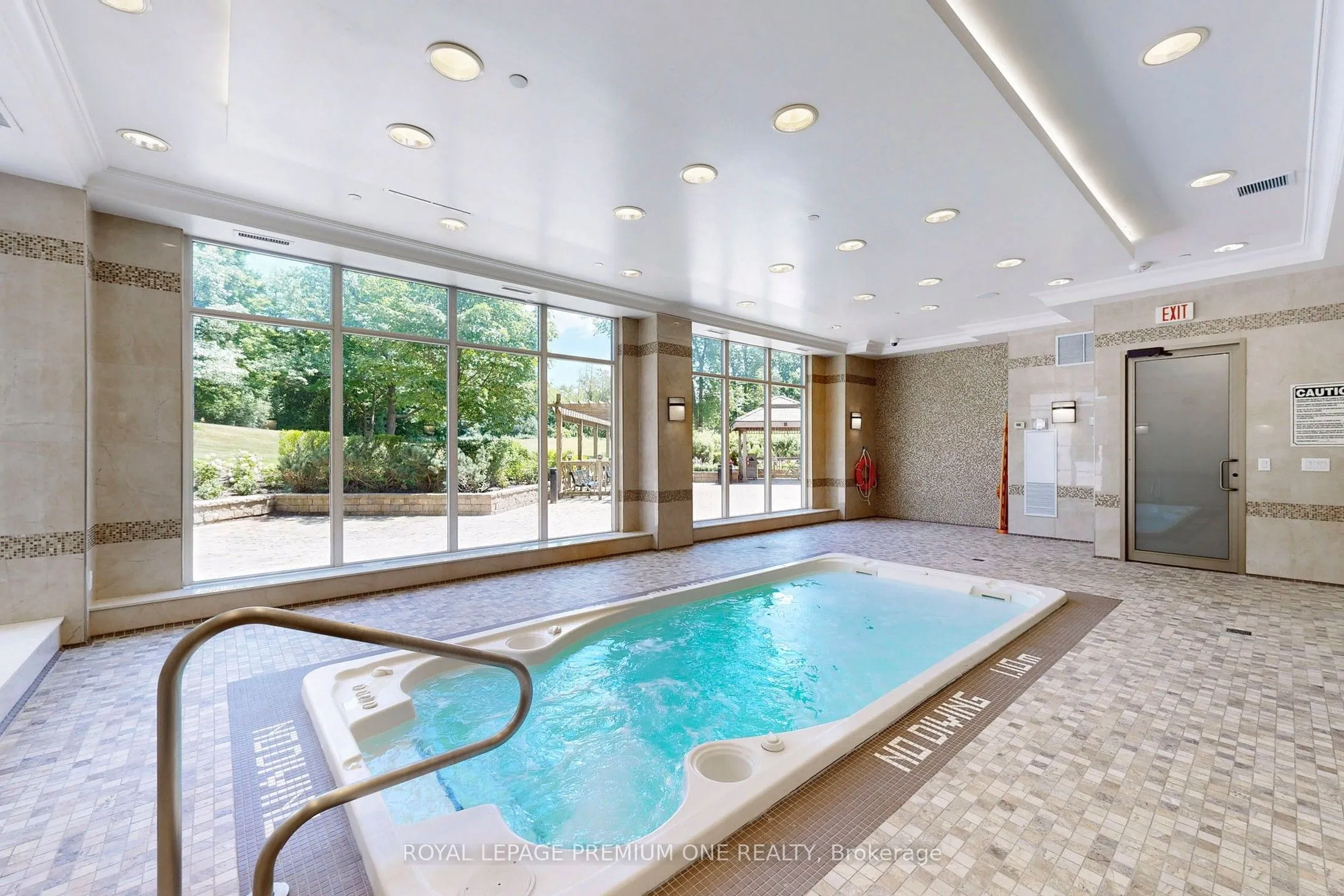 9255 Jane Street, #1202