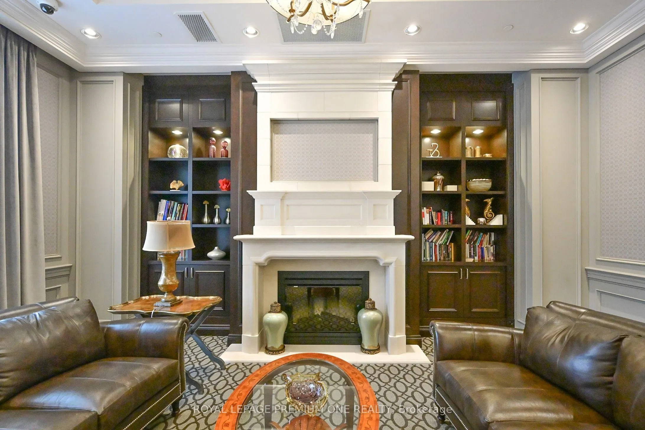 9255 Jane Street, #1202