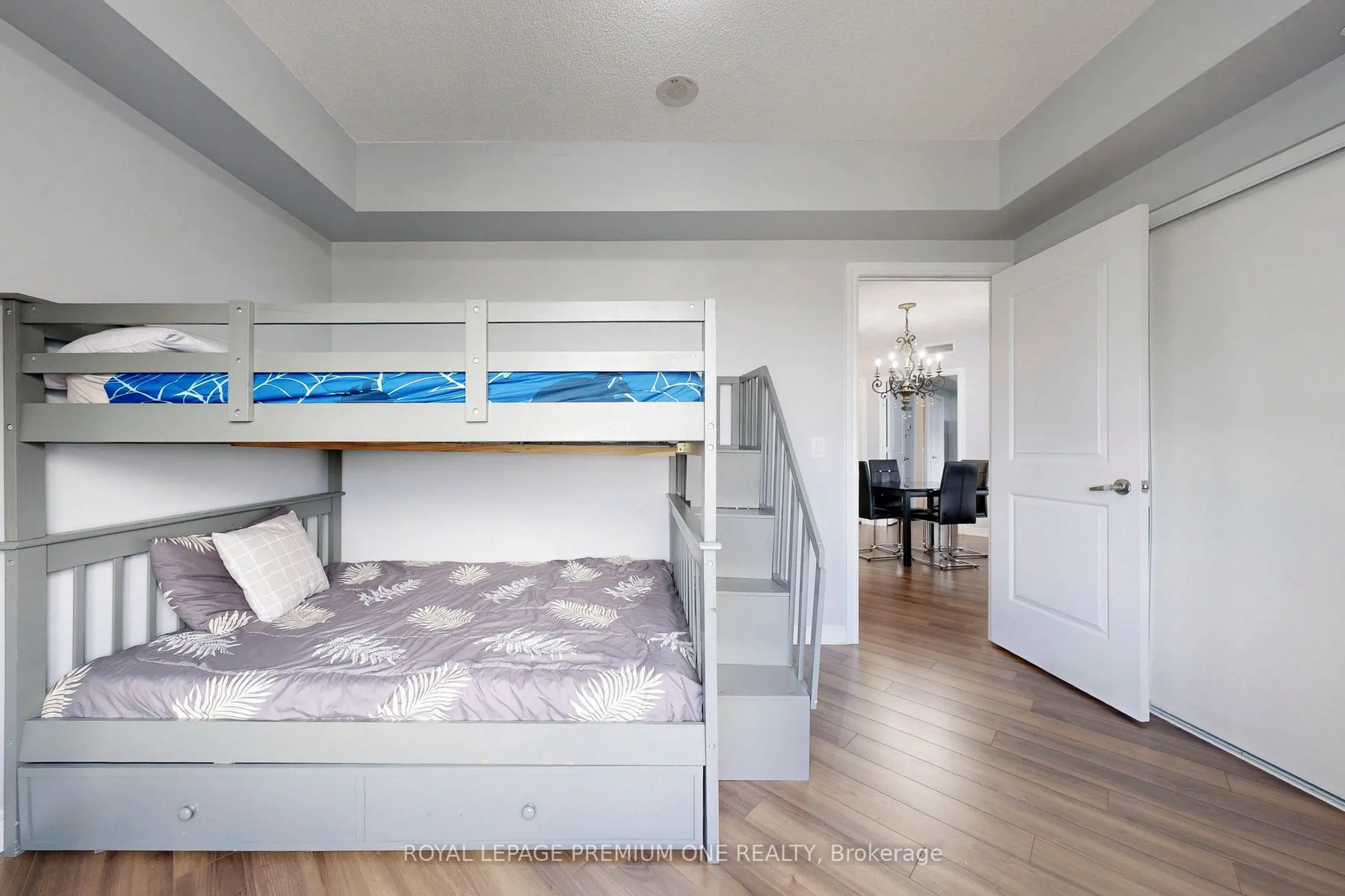 9255 Jane Street, #1202