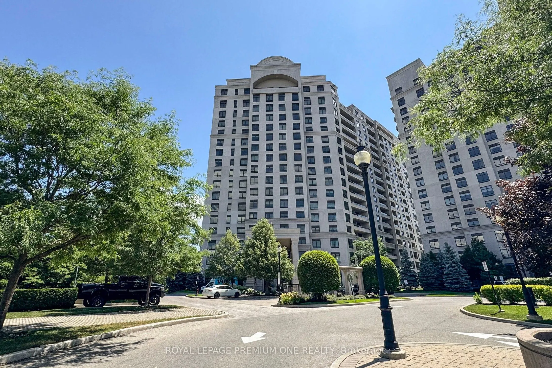 9255 Jane Street, #1202