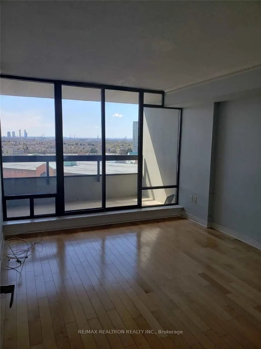 7460 Bathurst Street, #1101