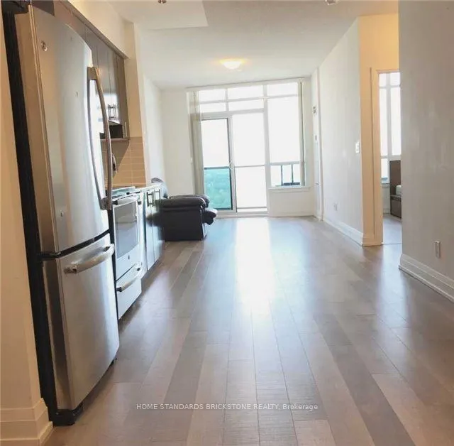 7171 Yonge Street, #2802