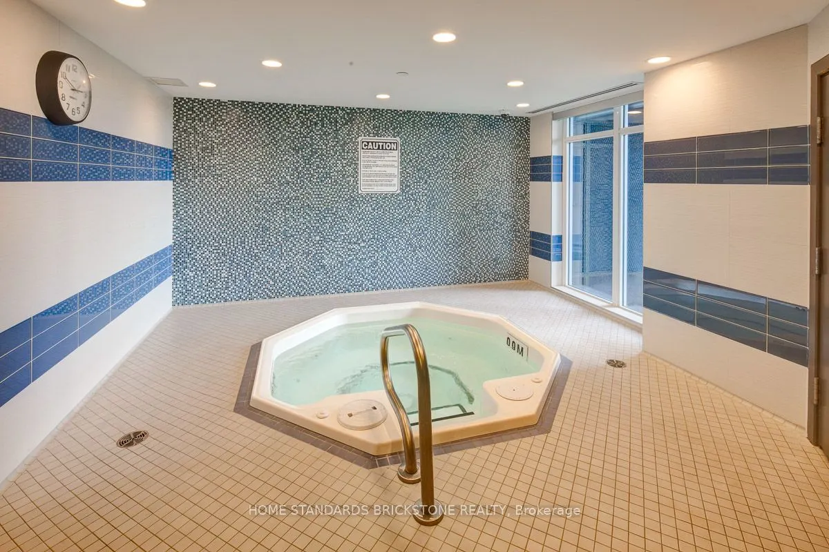 7171 Yonge Street, #2802