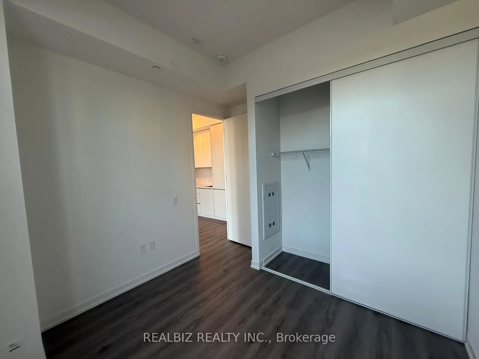 28 Interchange Way, #105