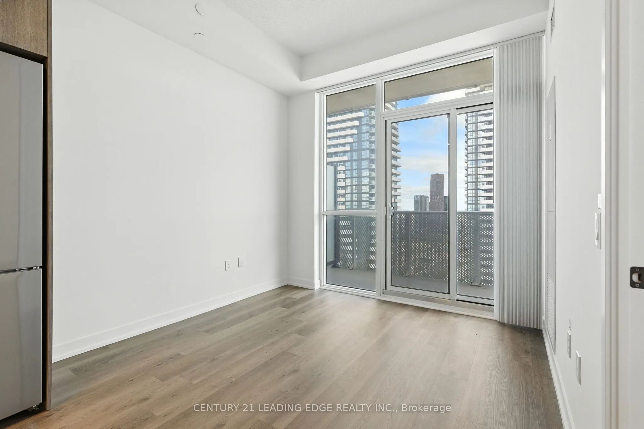195 COMMERCE Street, #3217