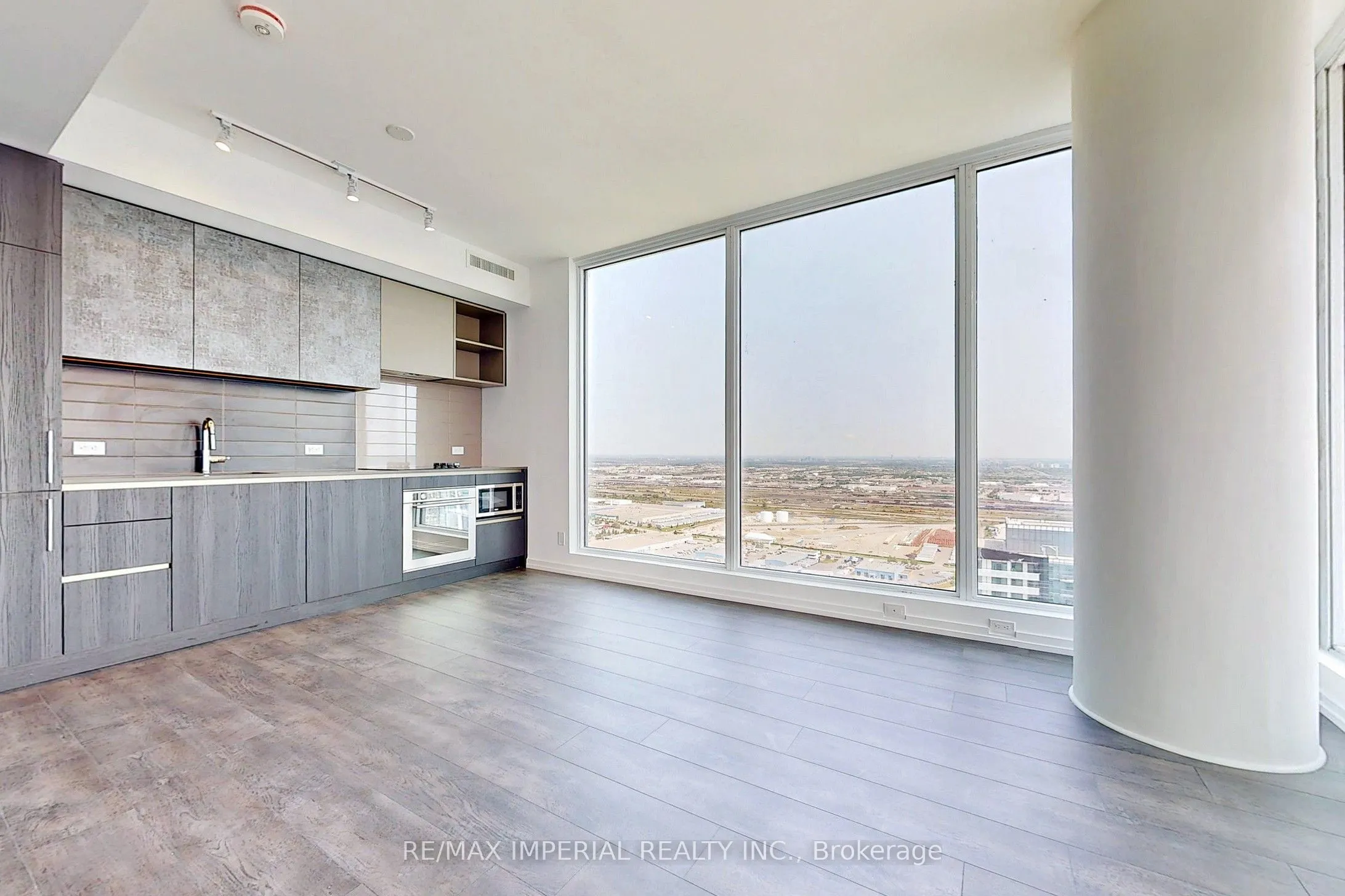 1000 Portage Parkway, #4805