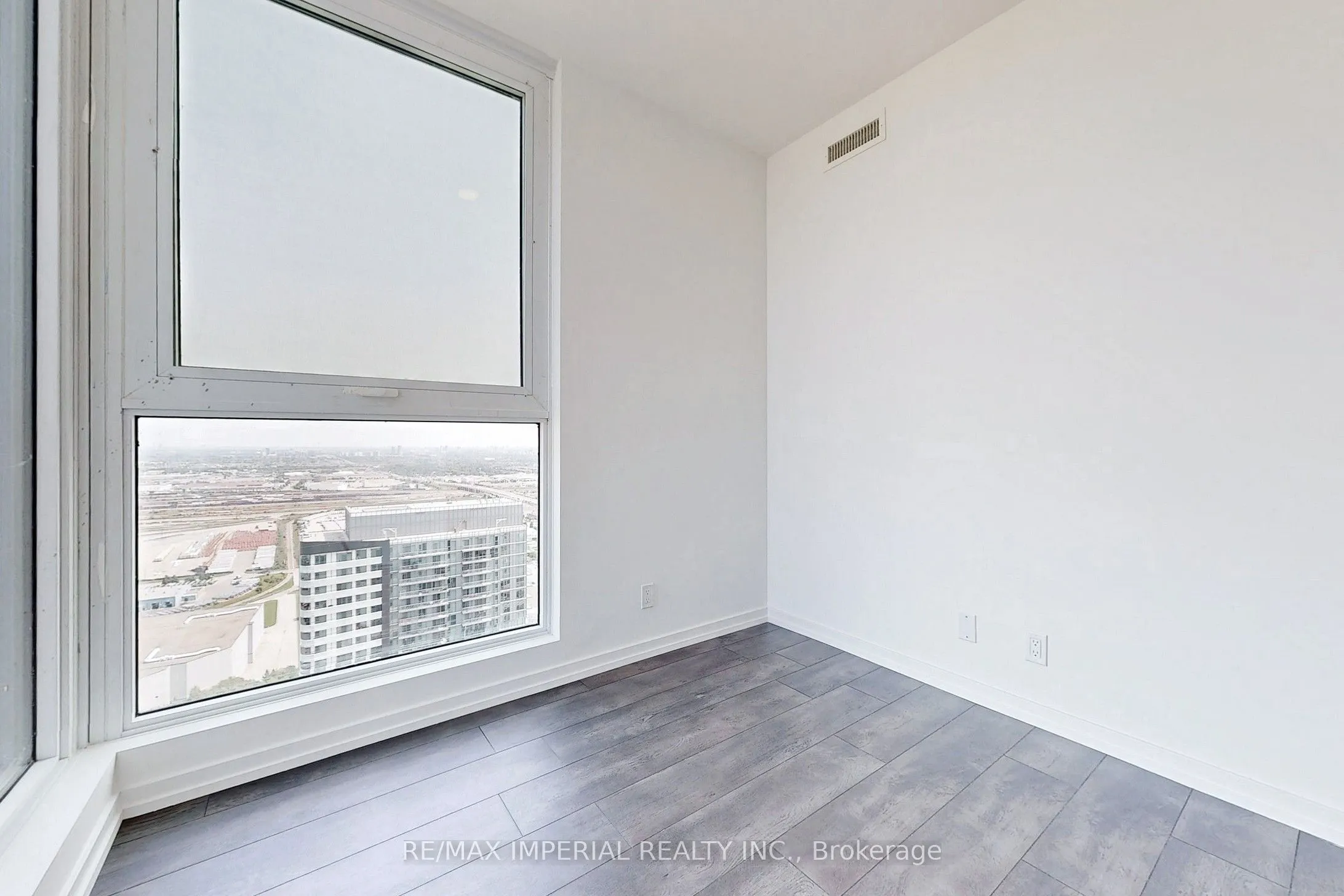 1000 Portage Parkway, #4805