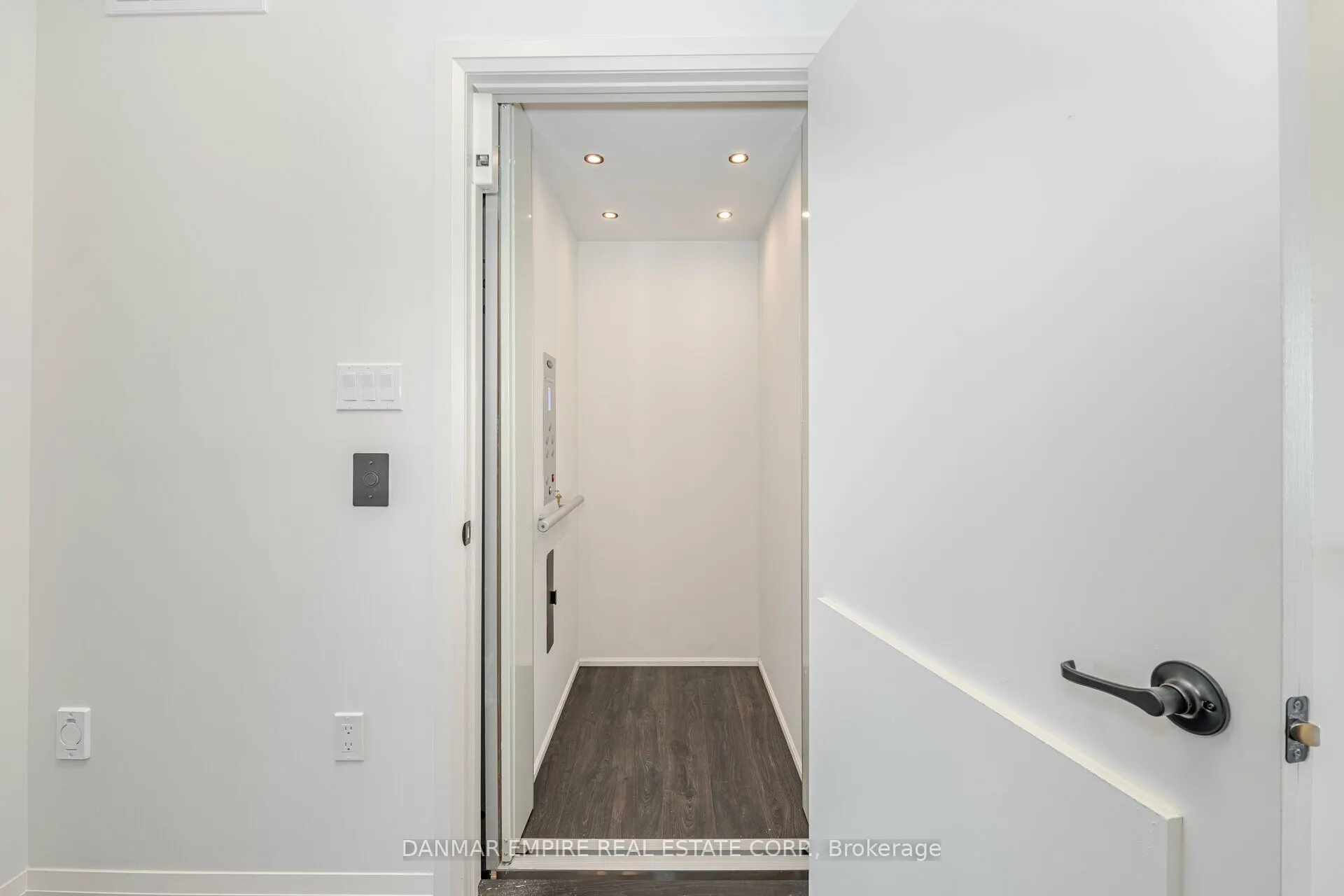 45 Cohen Way