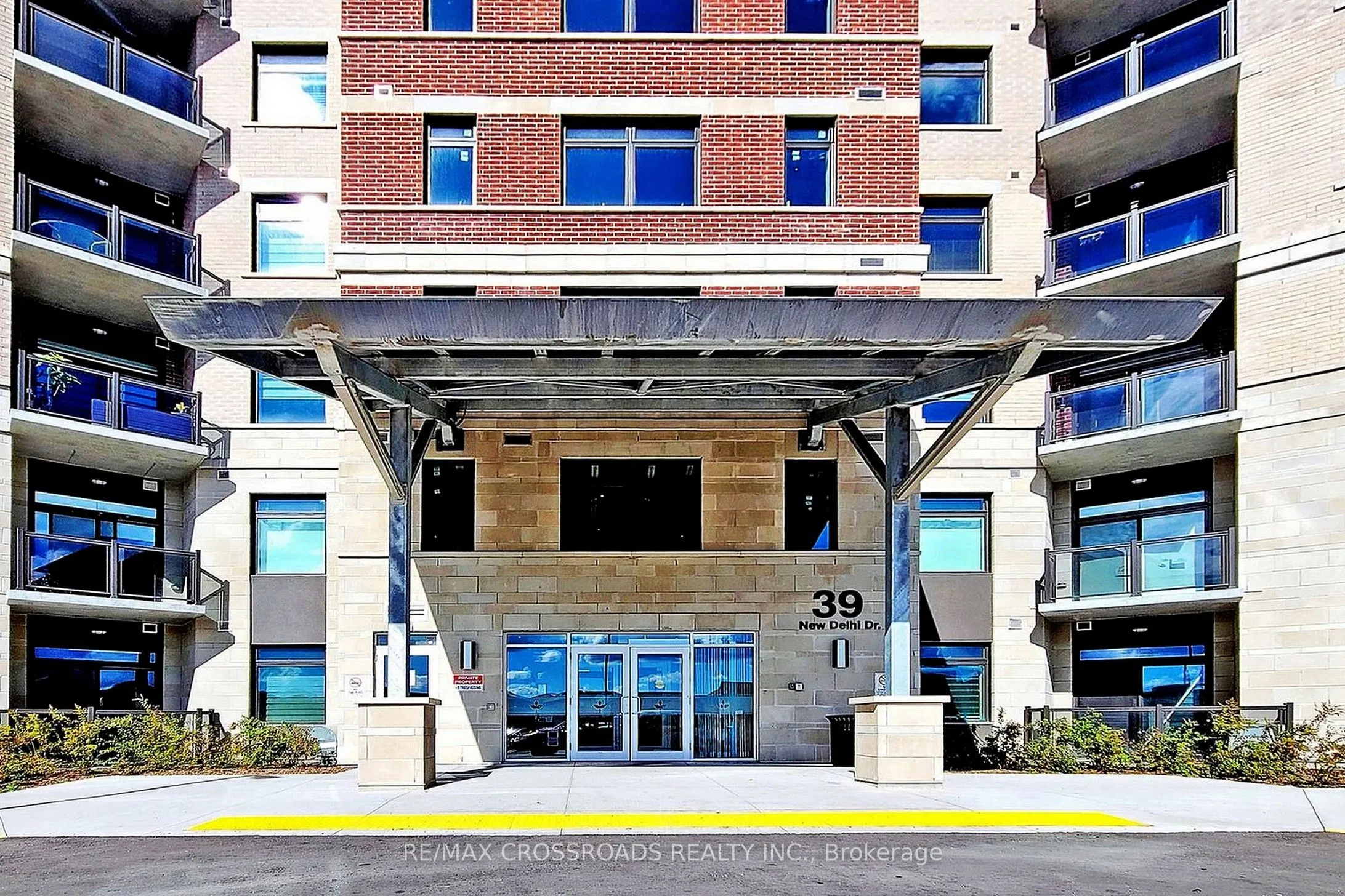 39 New Delhi Drive E, #601