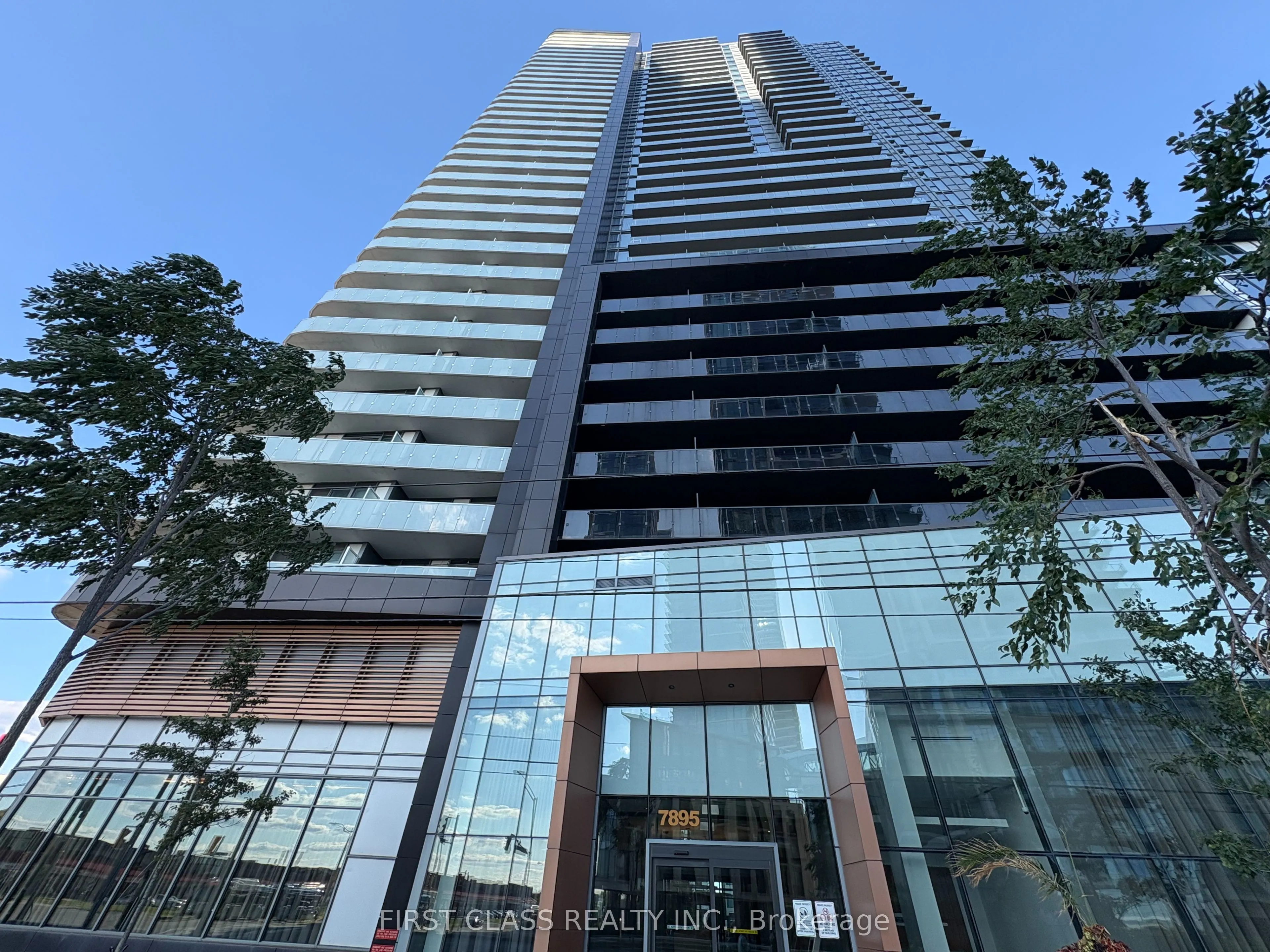 7895 Jane Street, #1104