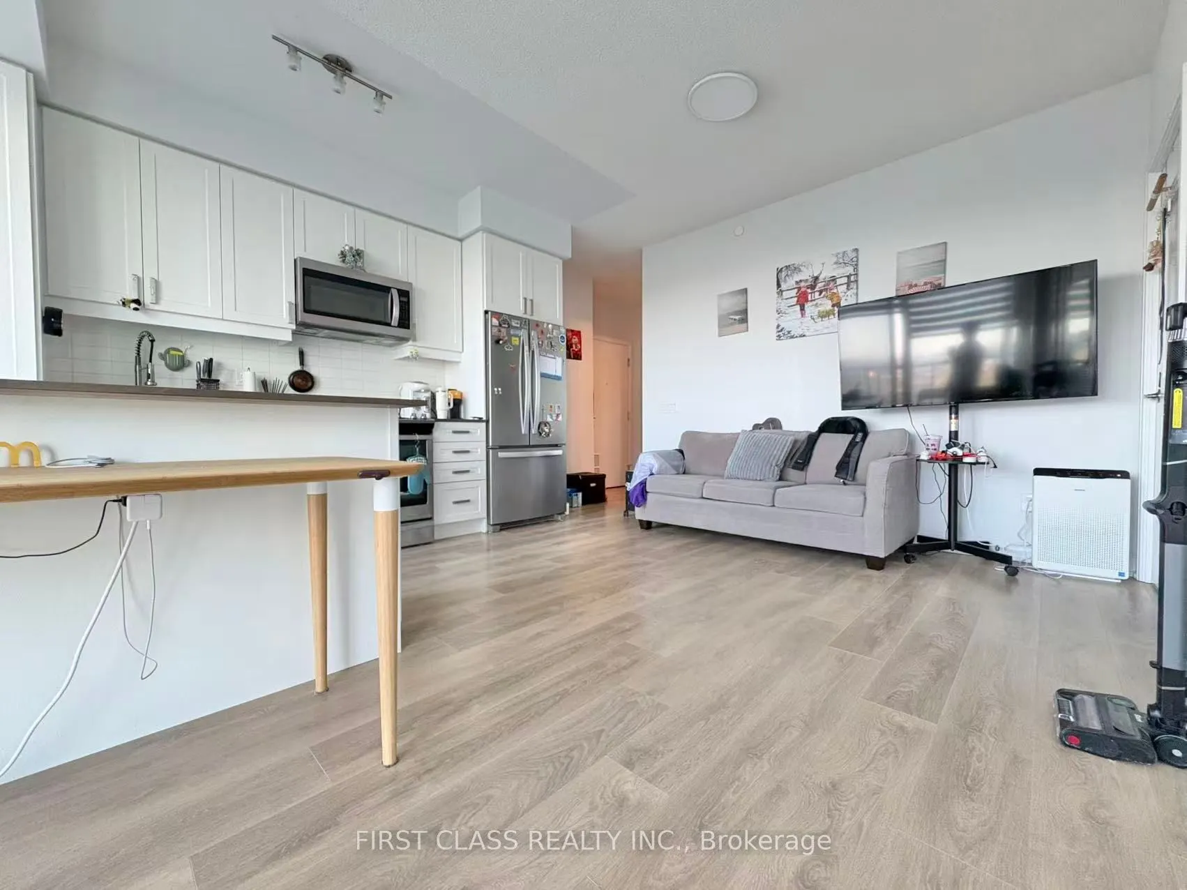 7895 Jane Street, #1104
