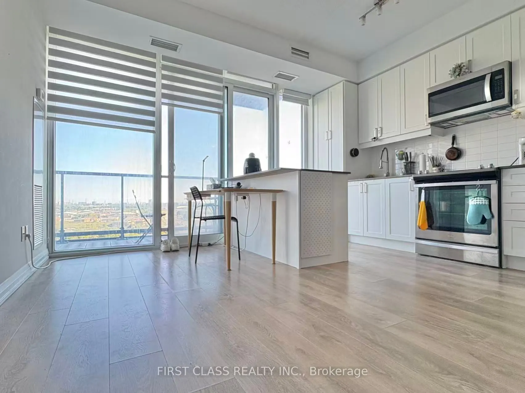 7895 Jane Street, #1104