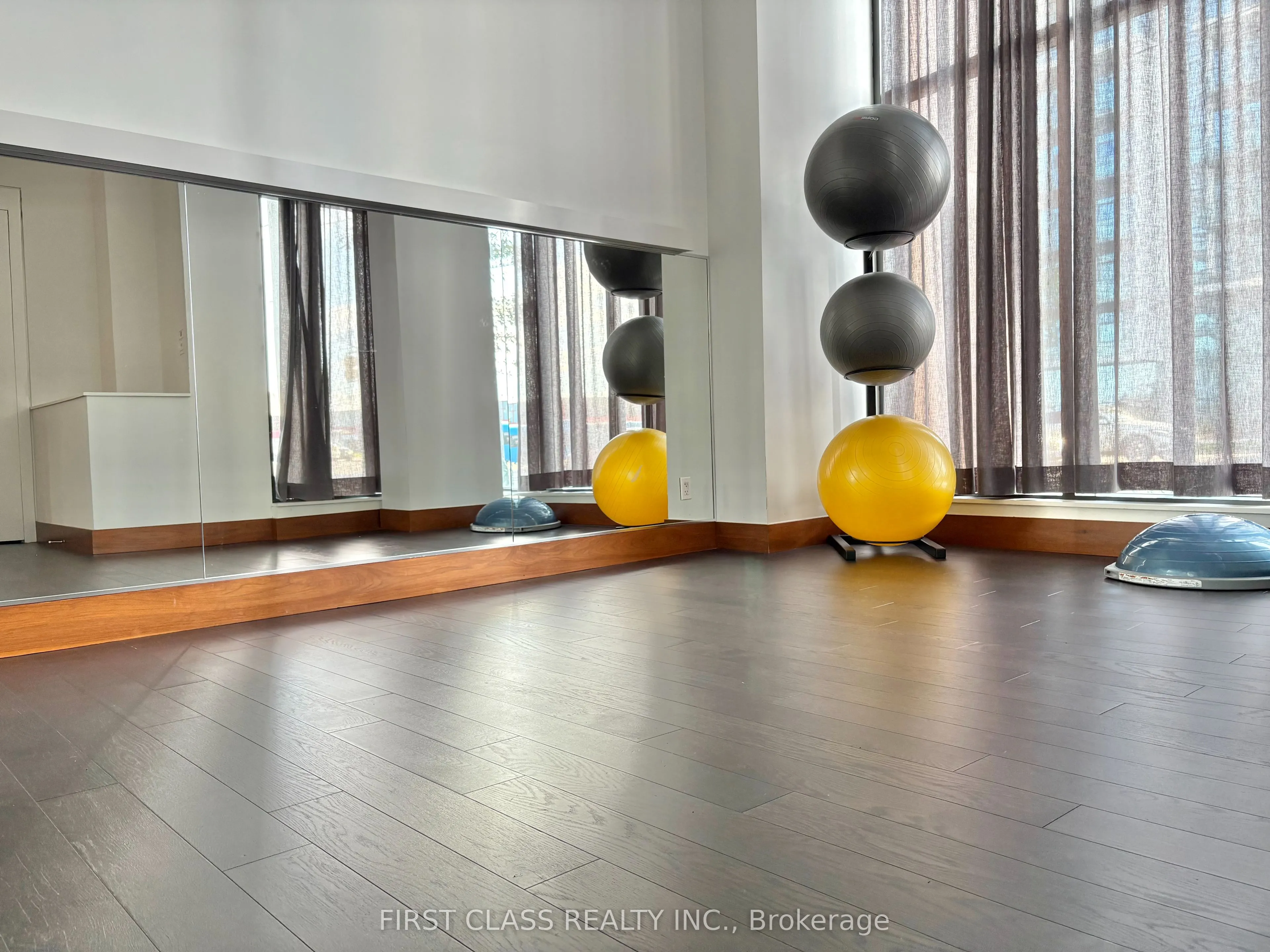 7895 Jane Street, #1104