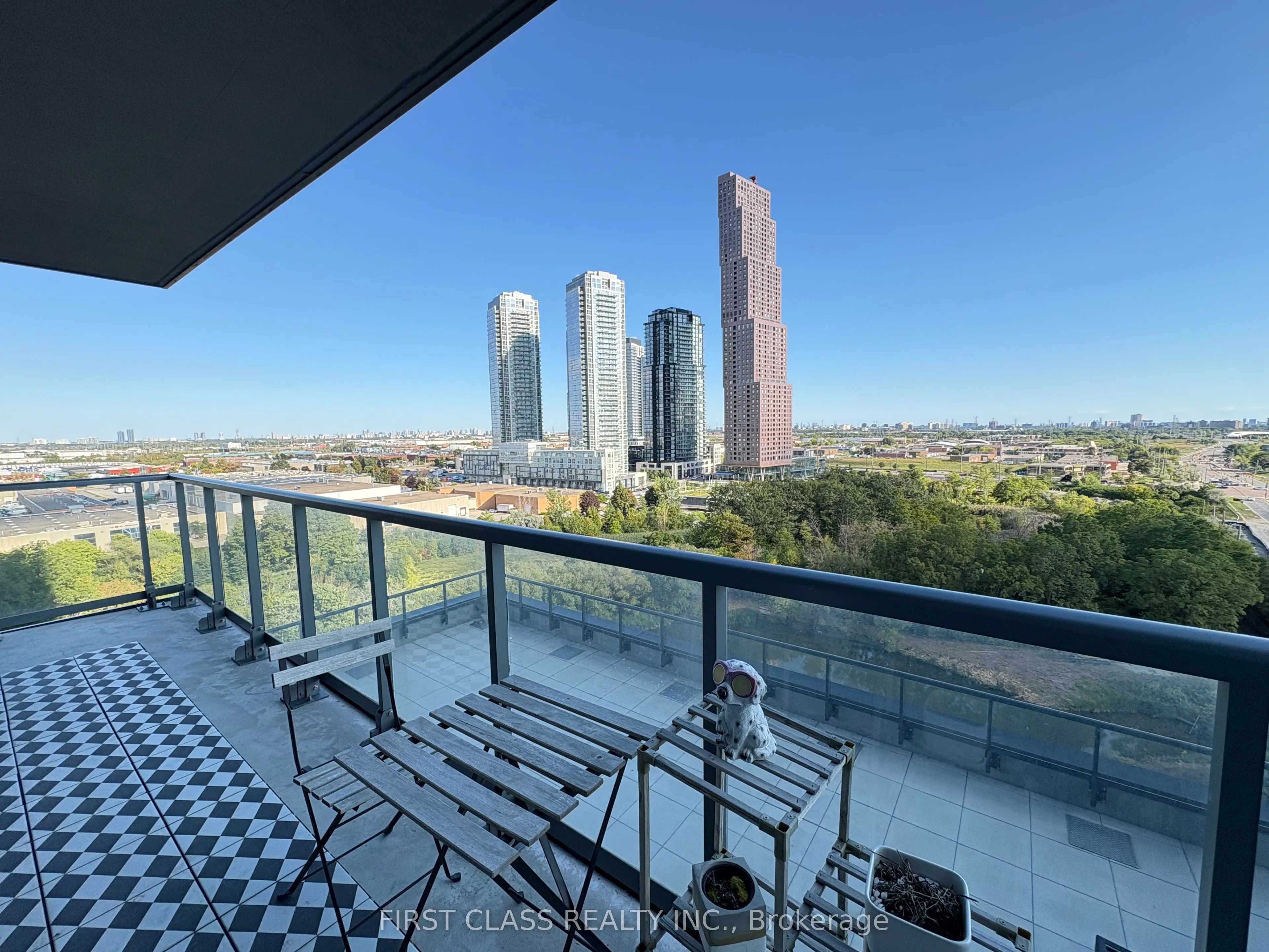 7895 Jane Street, #1104