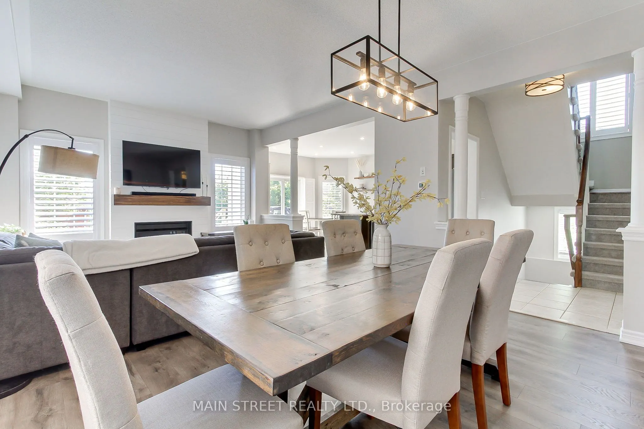 123 Laurendale Avenue