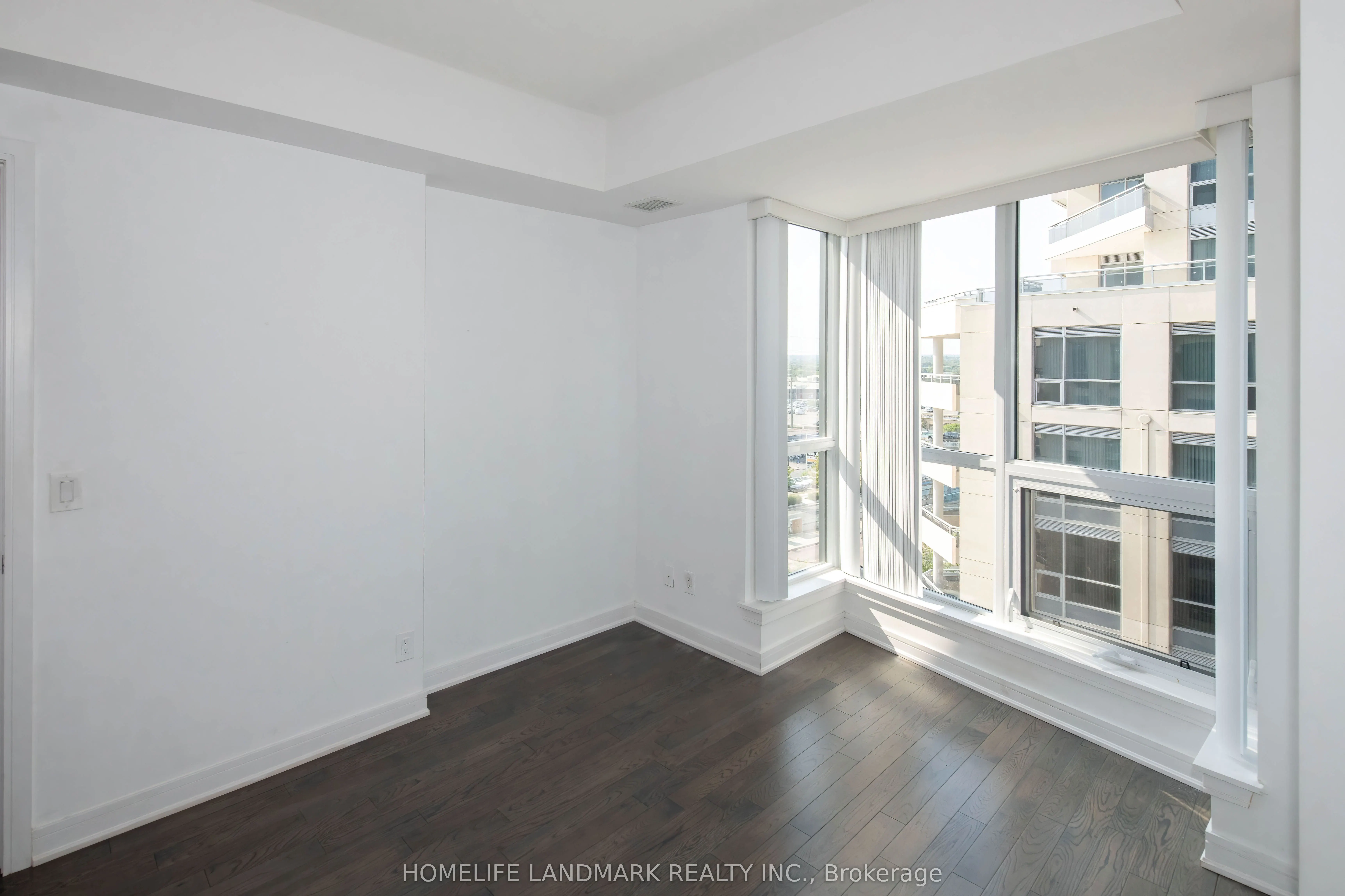 9191 Yonge Street NW, #607