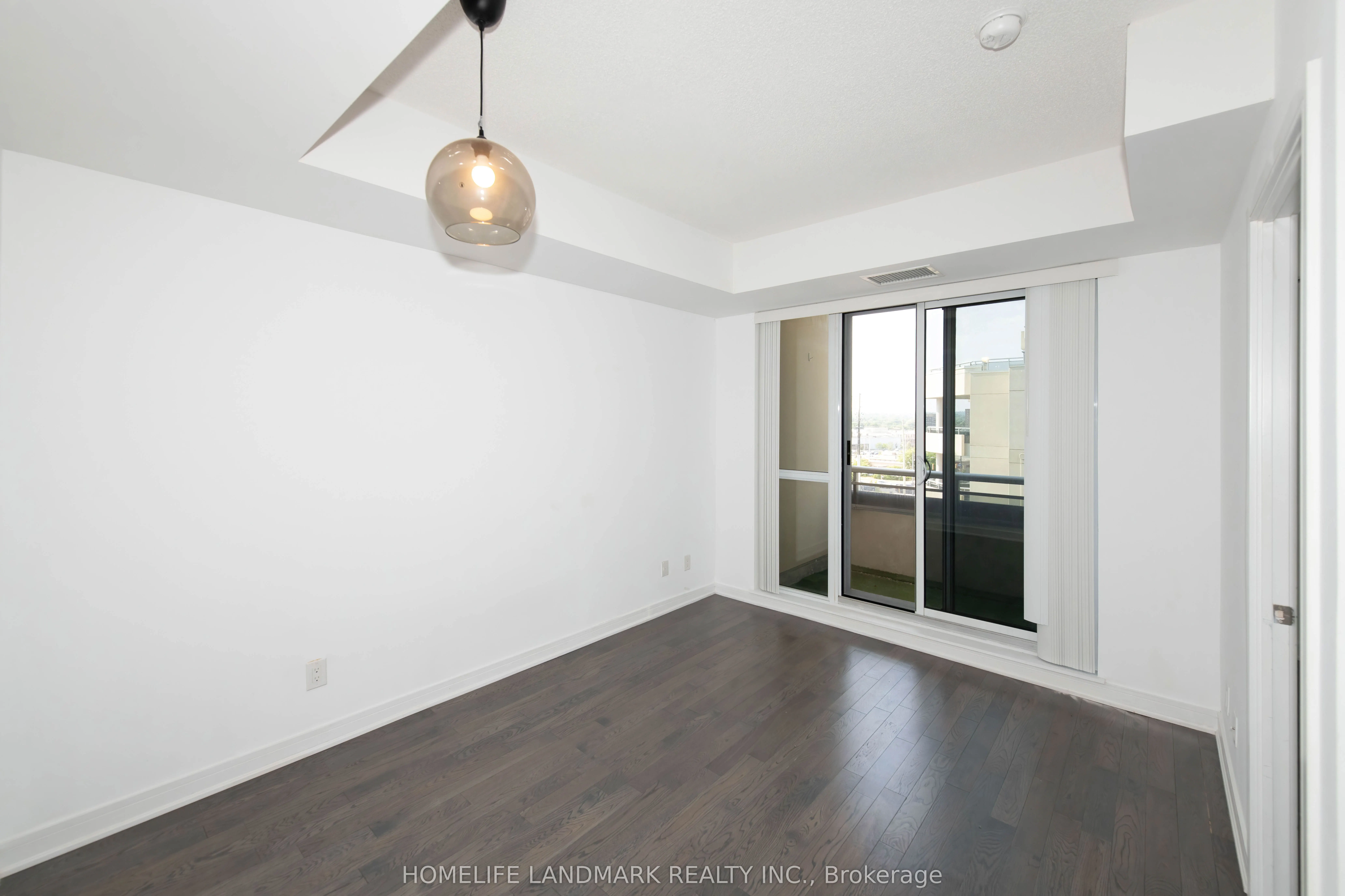 9191 Yonge Street NW, #607