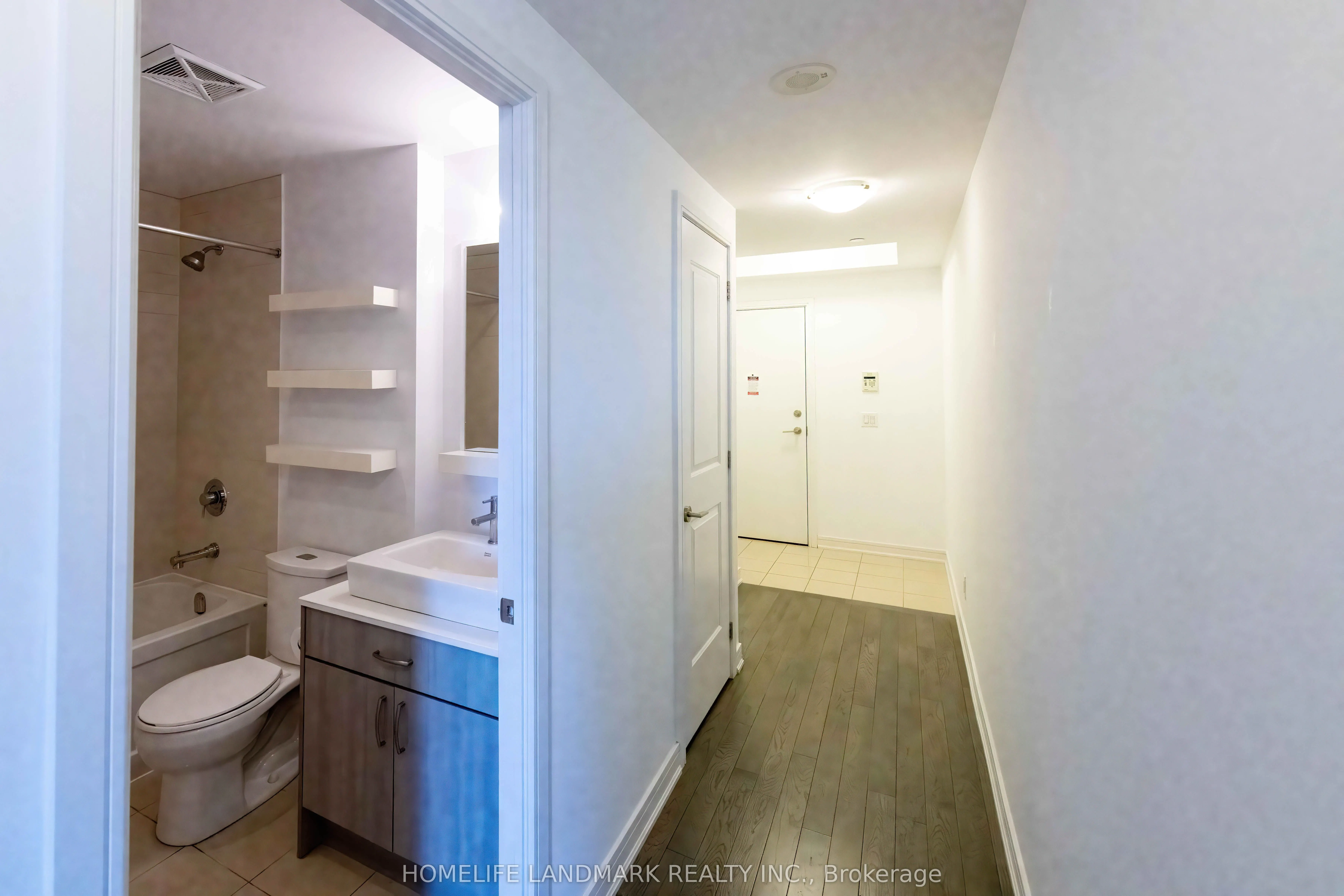 9191 Yonge Street NW, #607