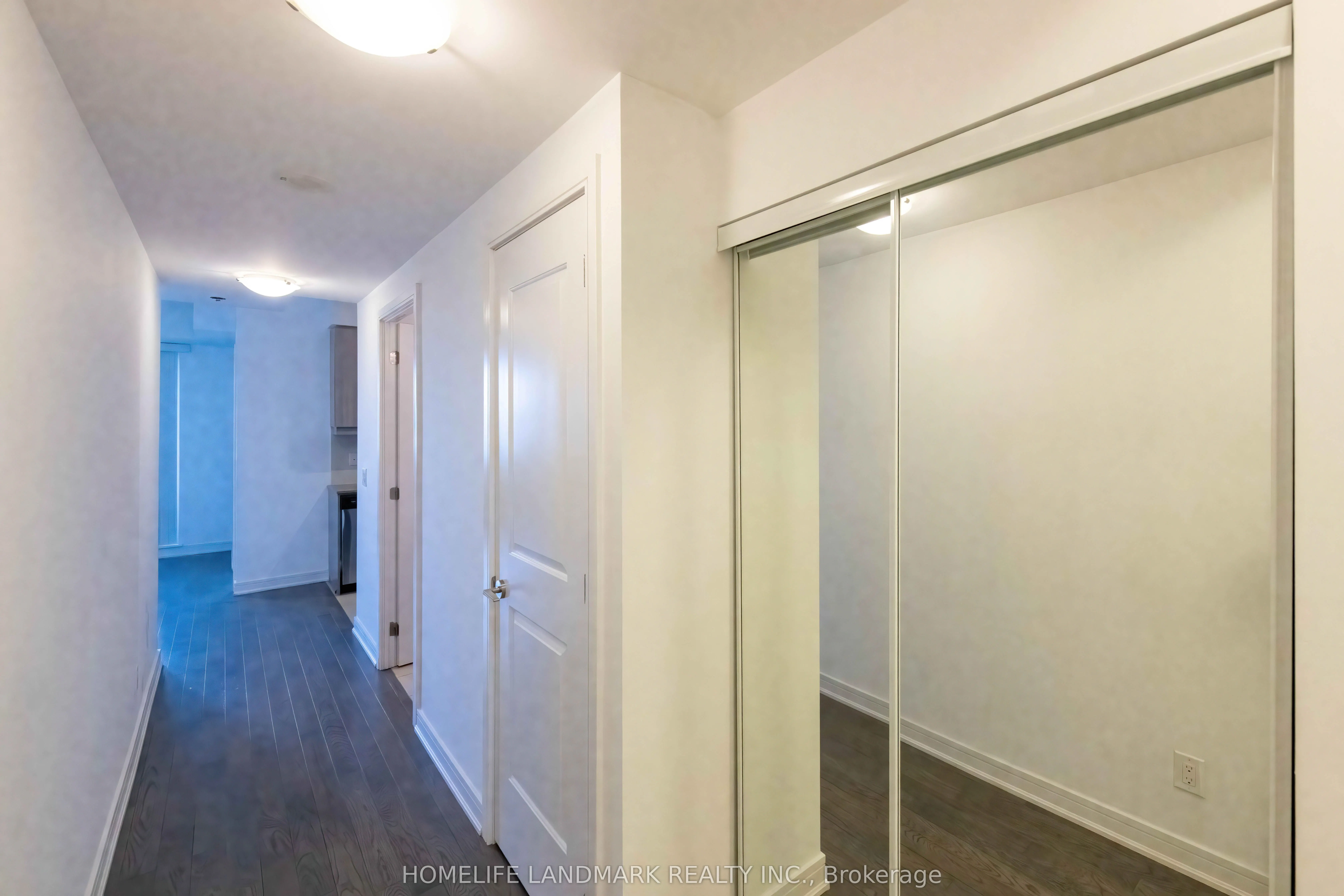 9191 Yonge Street NW, #607