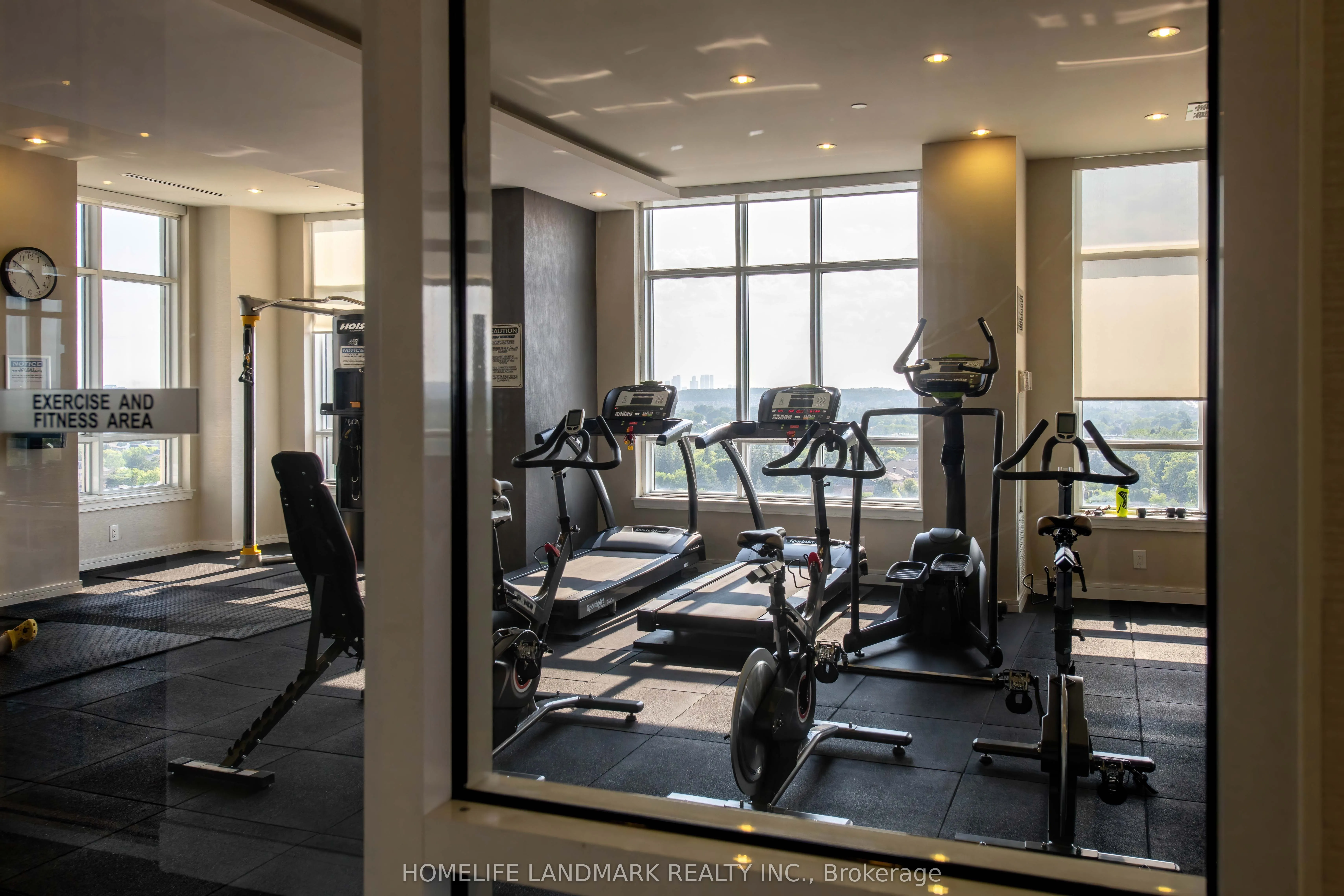 9191 Yonge Street NW, #607