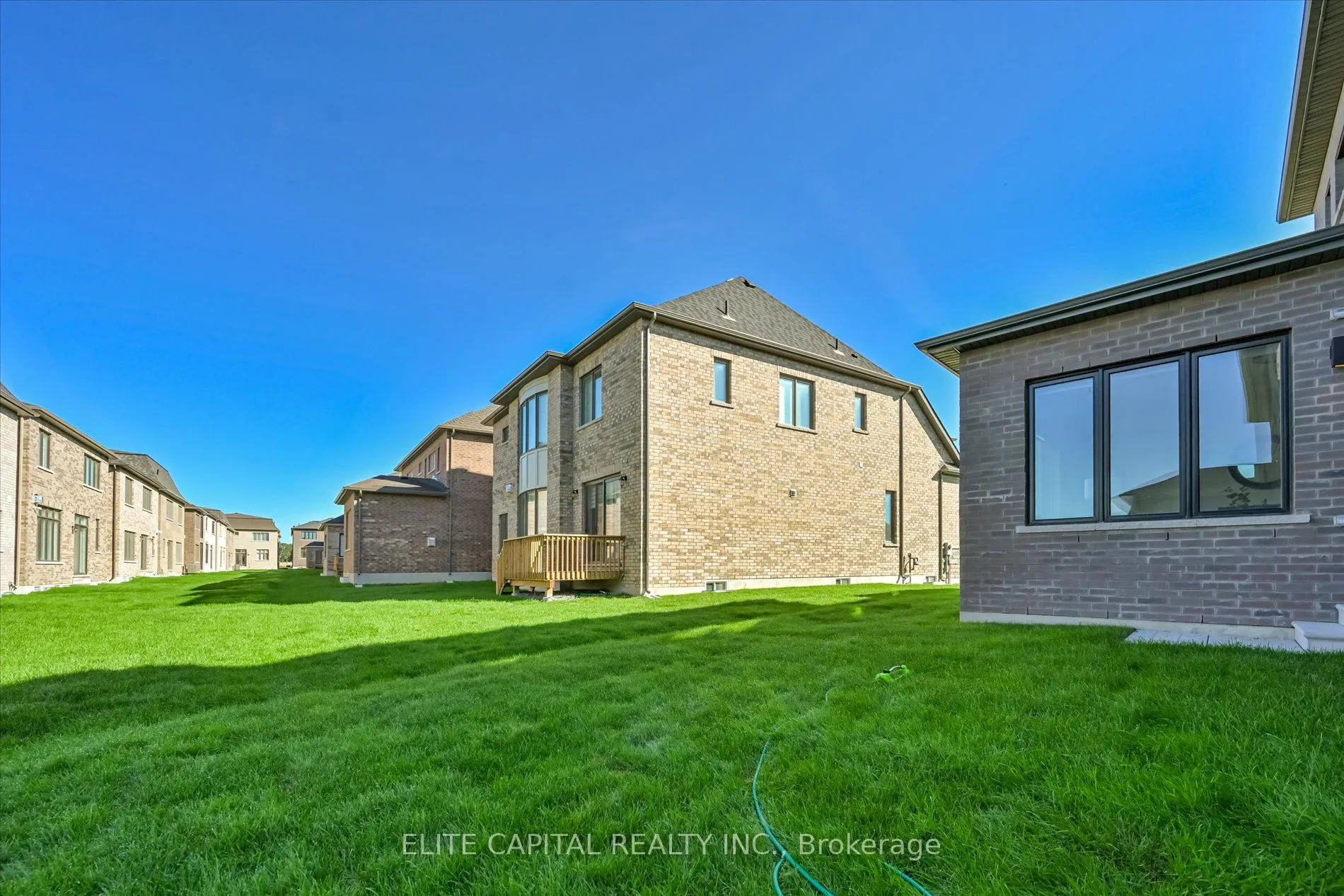 45 Godfrey Willis Drive