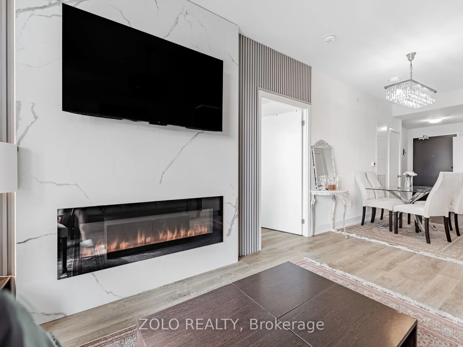 185 Deerfield Road, #906