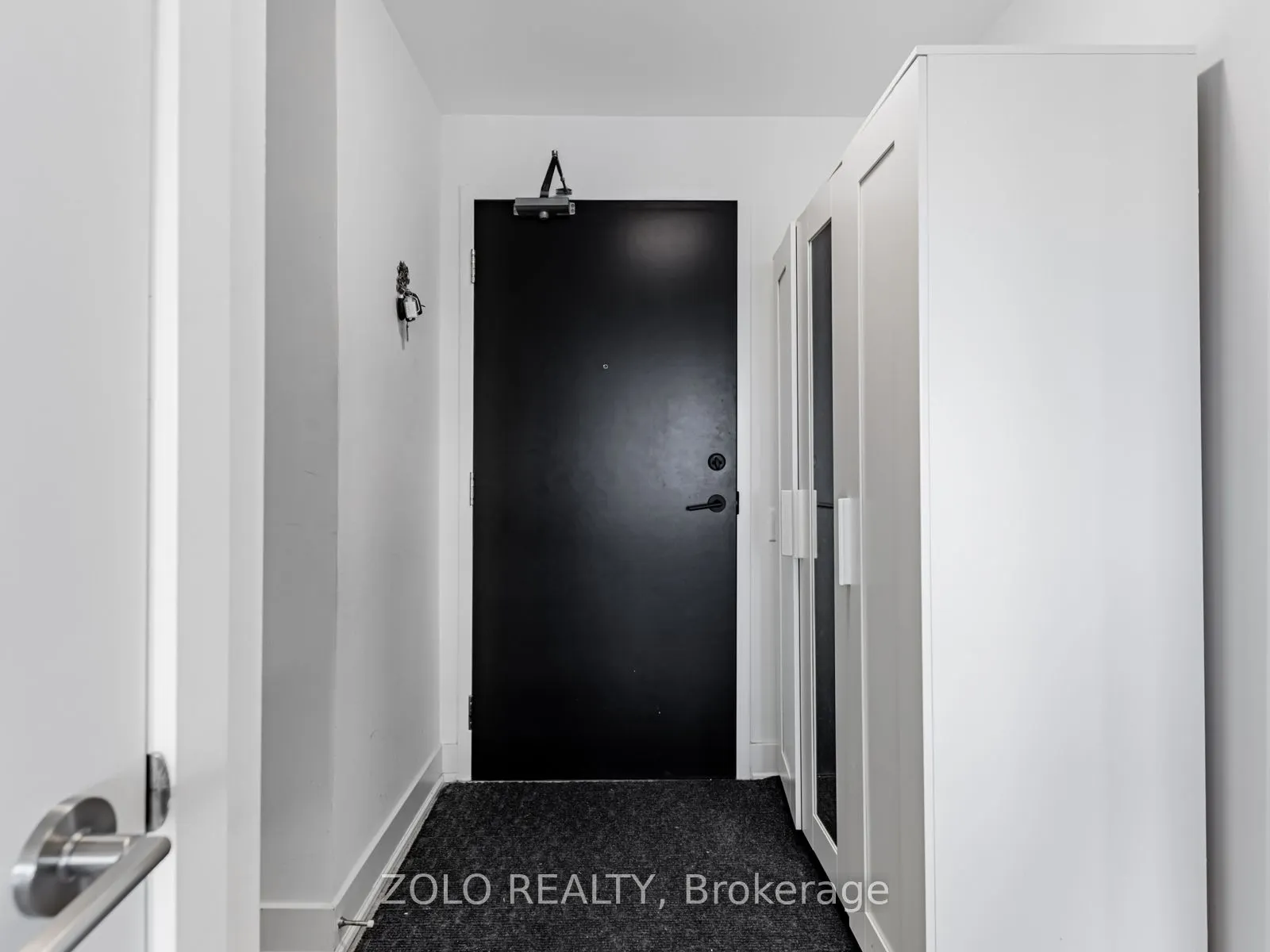 185 Deerfield Road, #906