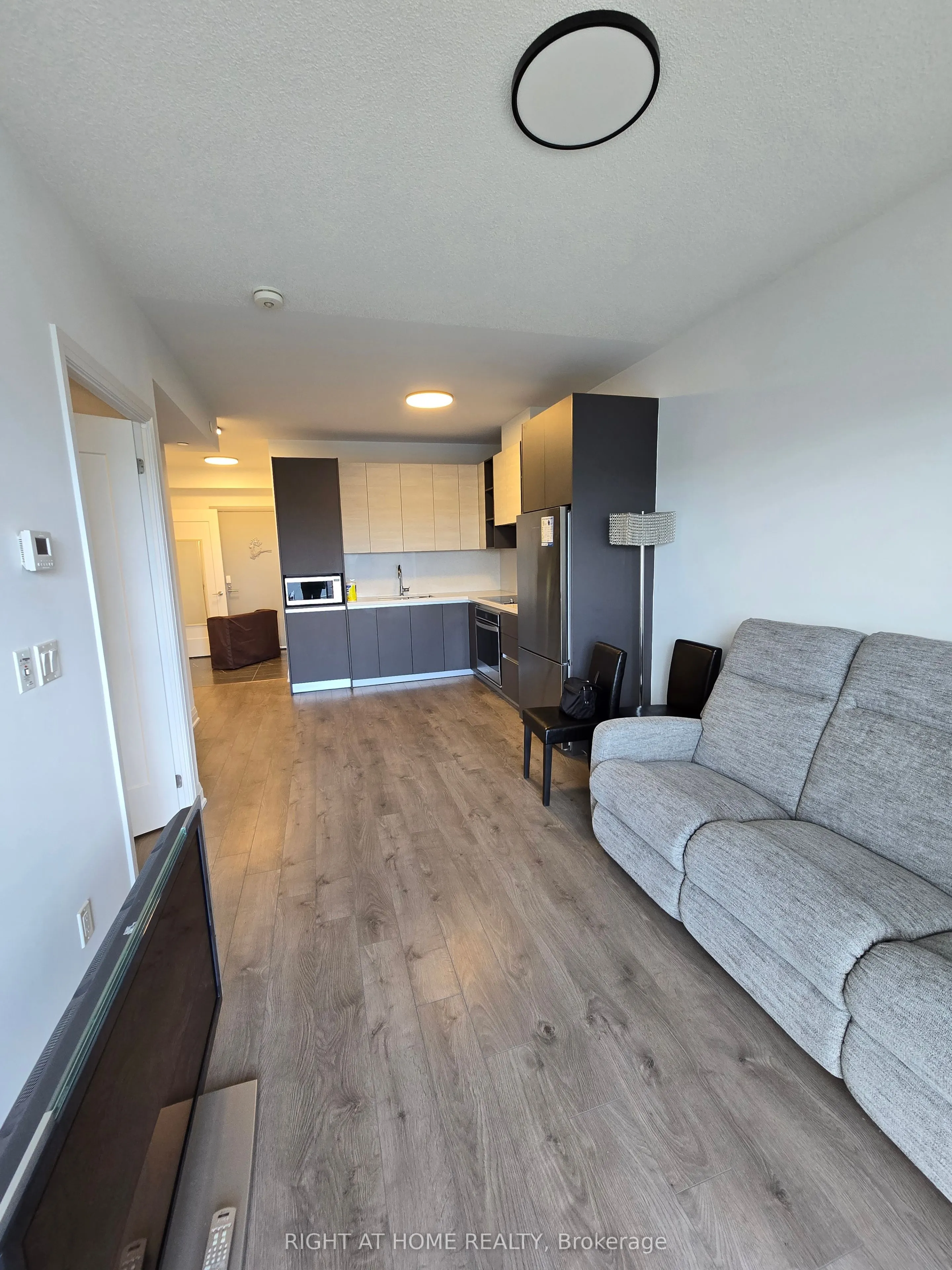 396 Highway 7 E, #716