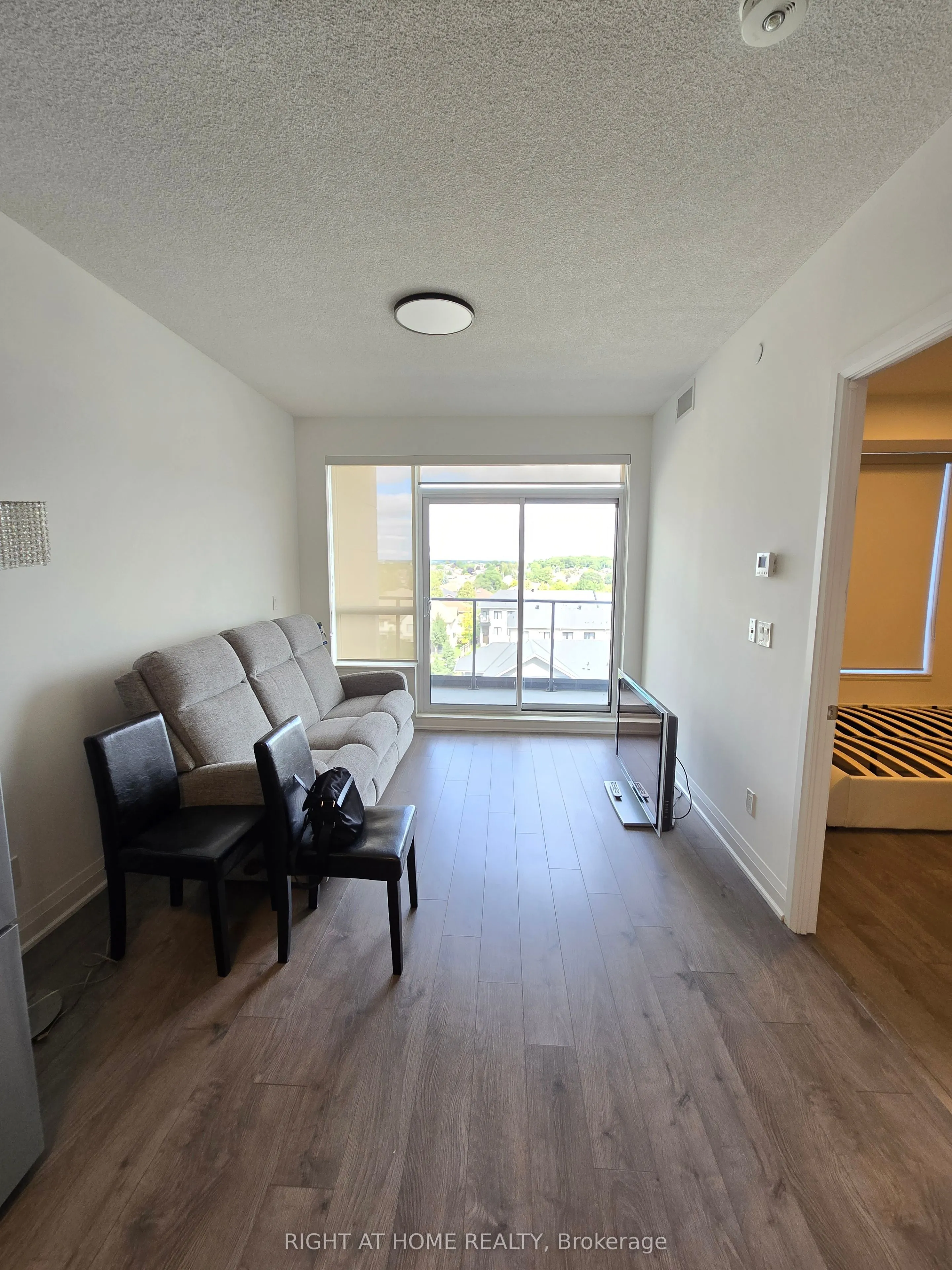 396 Highway 7 E, #716