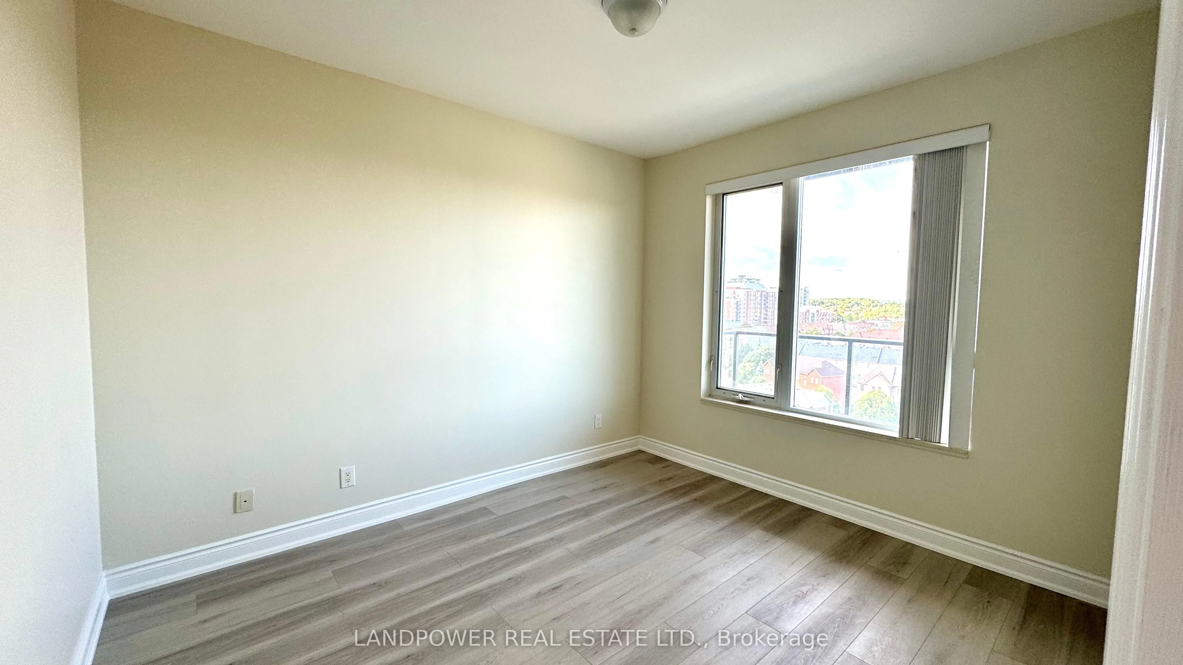 325 South Park Road, #1017
