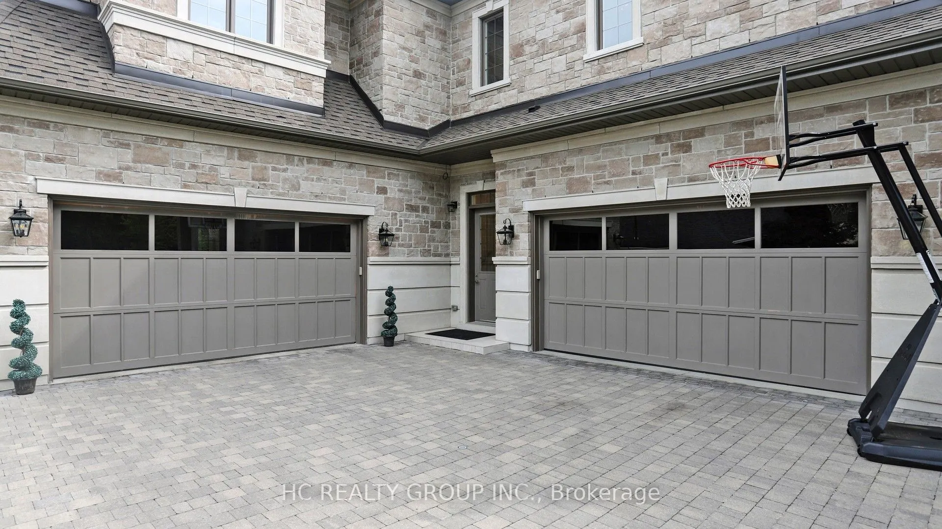 18 Denham Drive