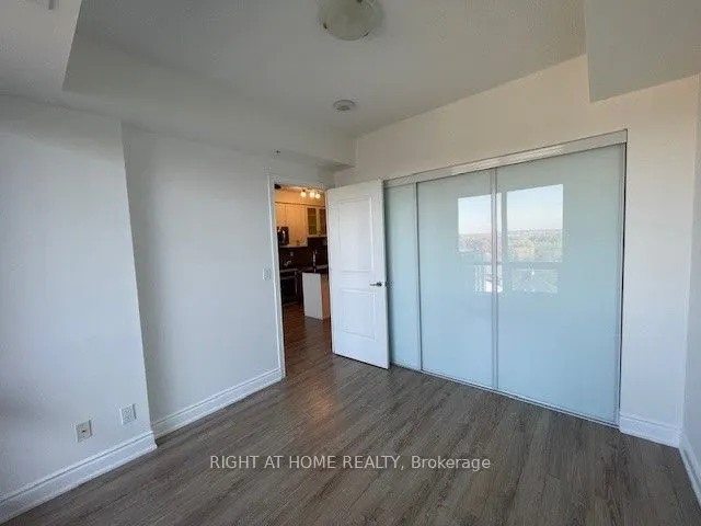 9088 Yonge Street, #701A