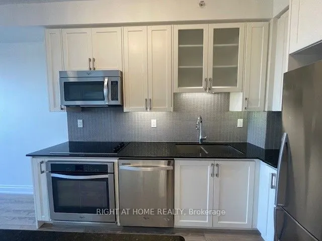 9088 Yonge Street, #701A