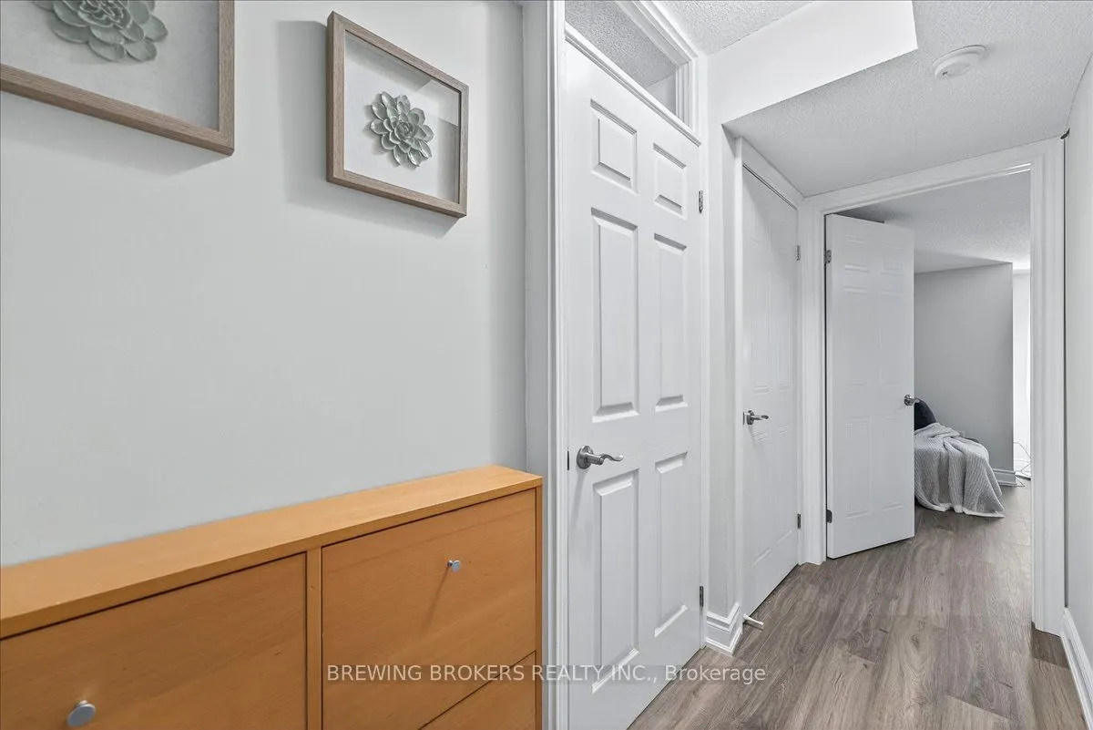 23 Observatory Lane, #286