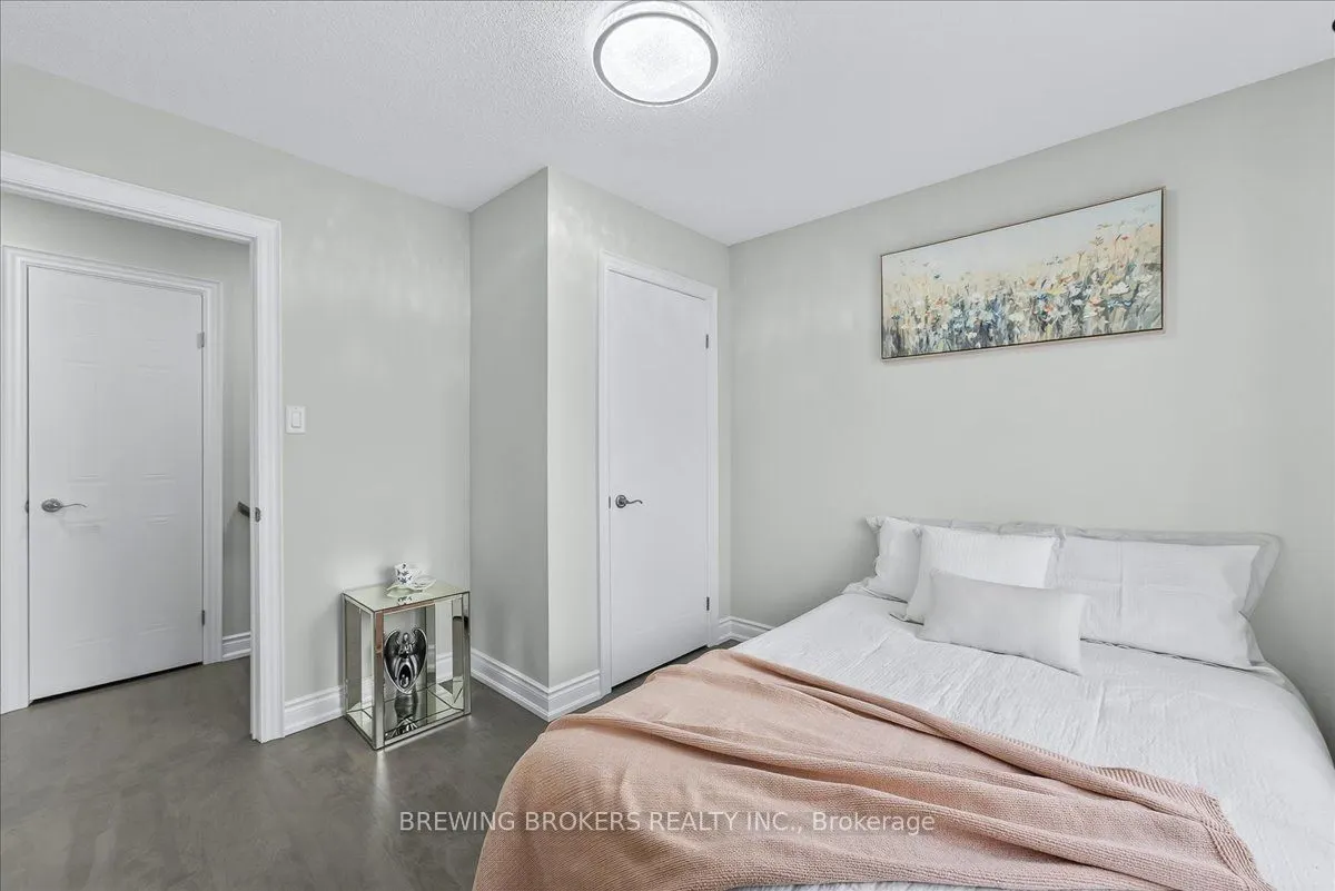 23 Observatory Lane, #286