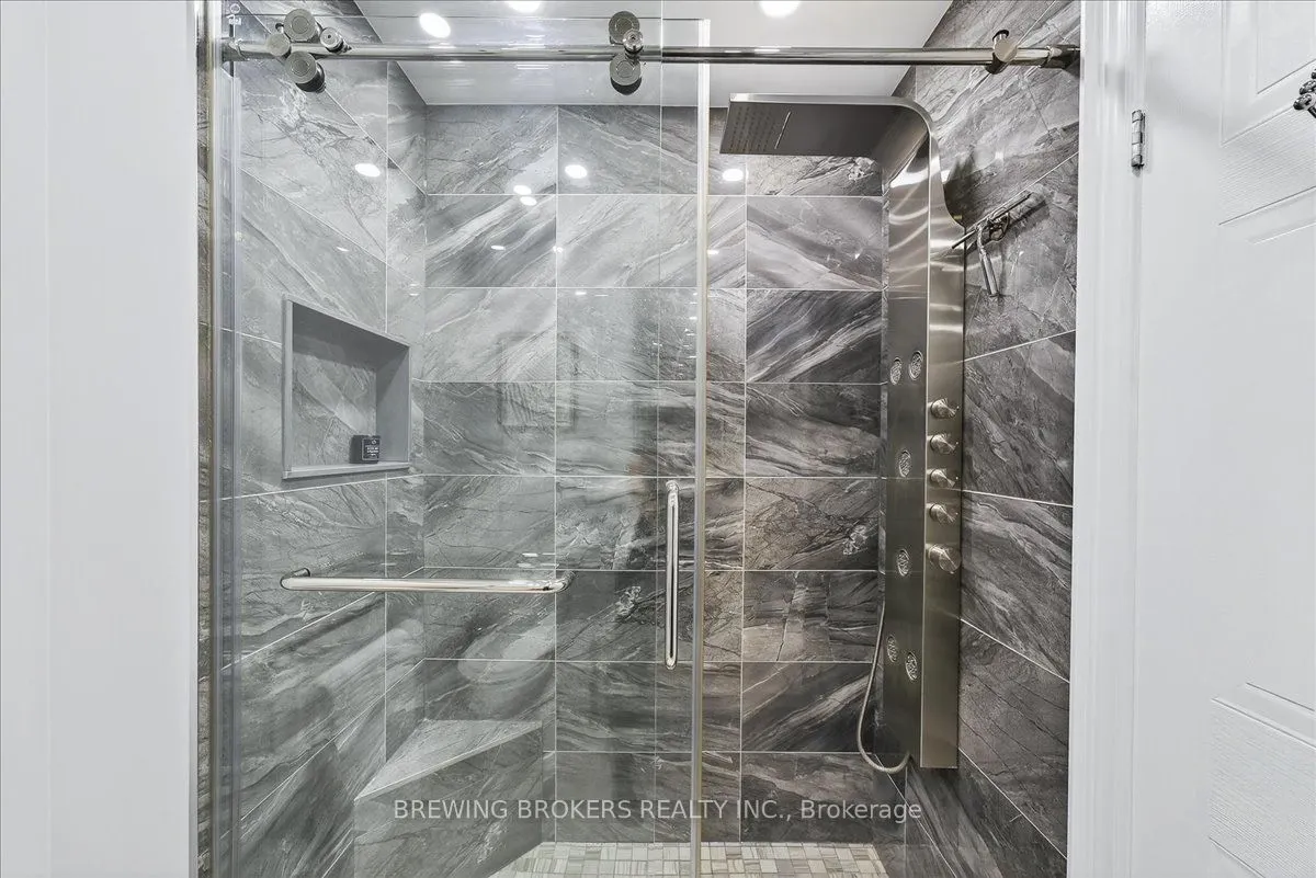 23 Observatory Lane, #286
