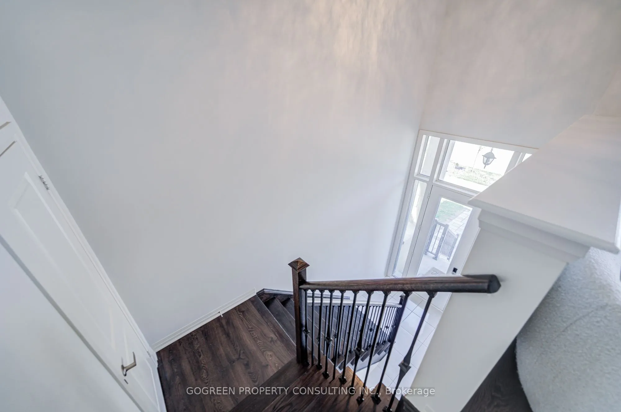 242 Thomas Cook Avenue