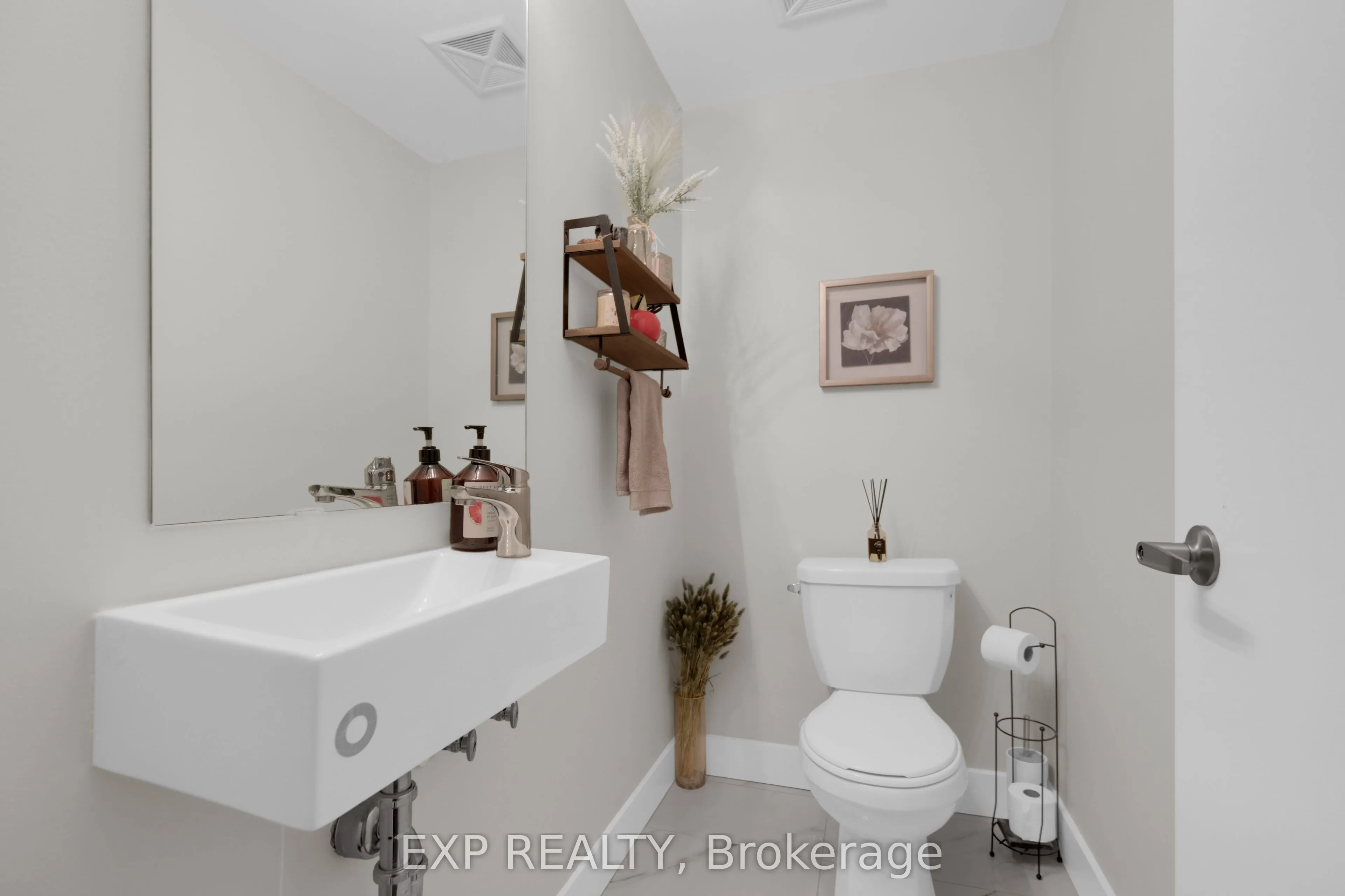 600 Alex Gardner Circle, #112