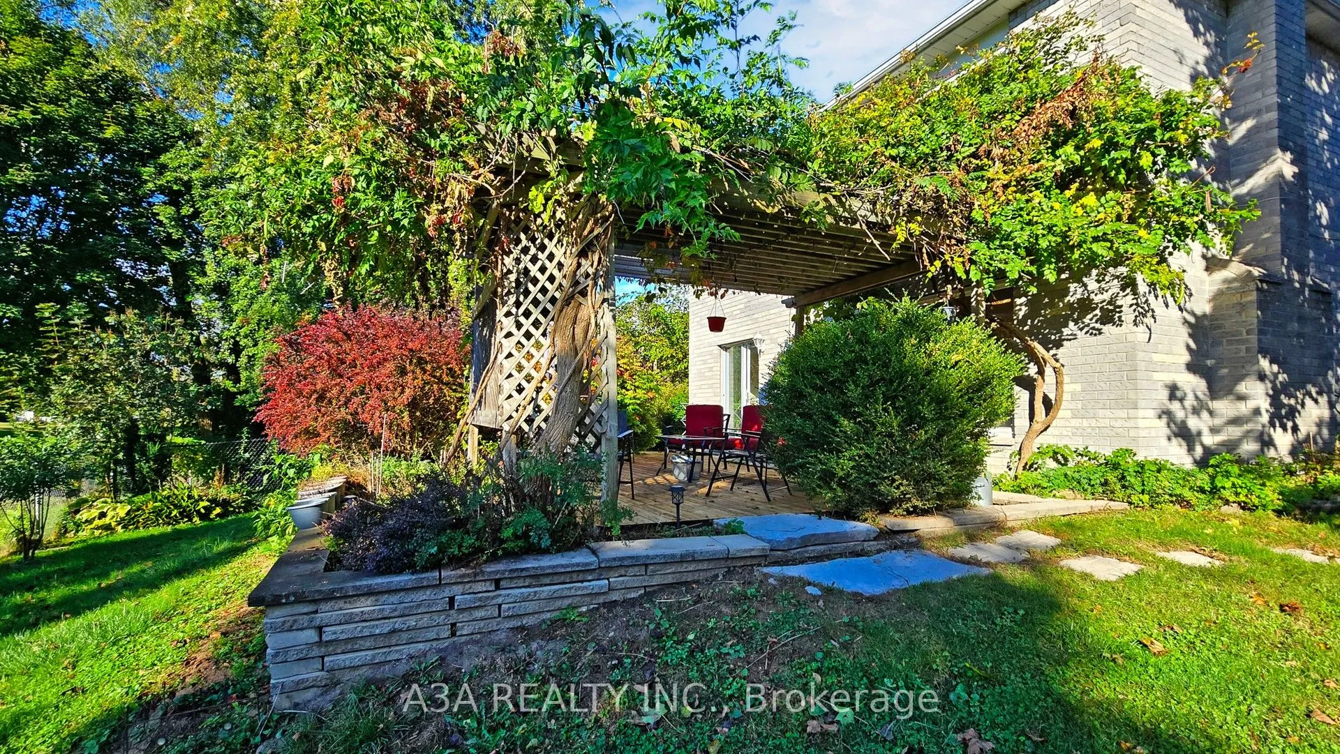 17 Beckett Avenue